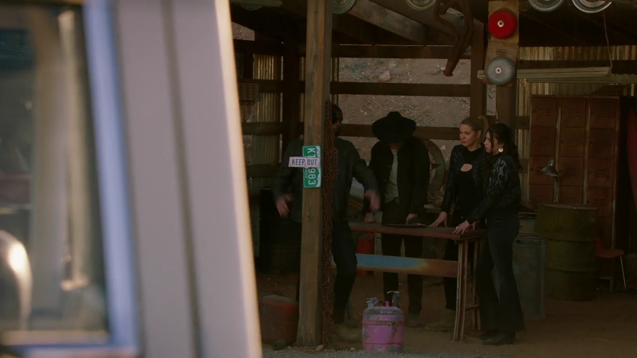 VampireDiariesWorld-dot-nl_RoswellNewMexico3x11-0417.jpg