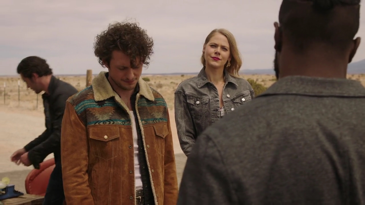 VampireDiariesWorld-dot-nl_RoswellNewMexico3x13-2000.jpg
