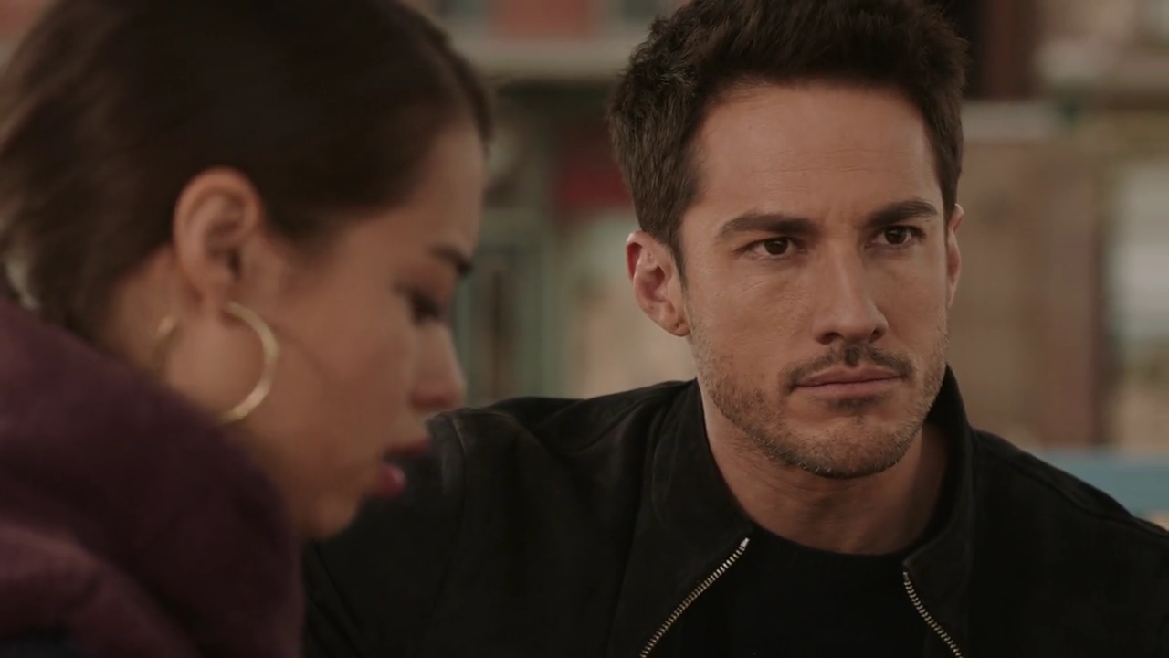 VampireDiariesWorld-dot-nl_RoswellNewMexico3x13-2076.jpg