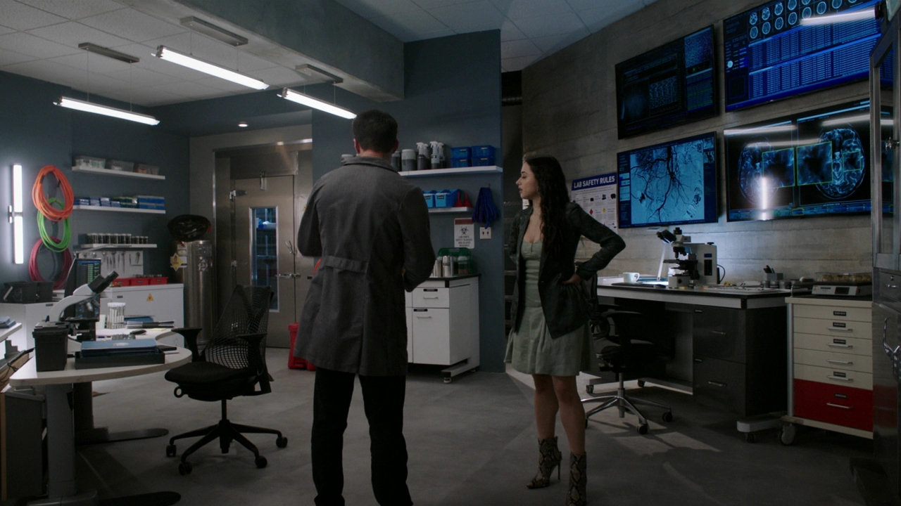 VampireDiariesWorld-dot-nl_RoswellNewMexico4x01-0479.jpg