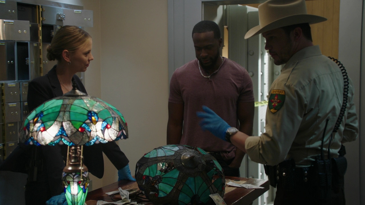 VampireDiariesWorld-dot-nl_RoswellNewMexico4x02-0929.jpg