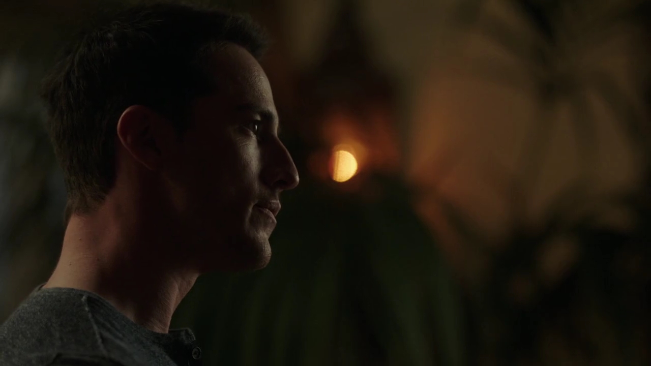 VampireDiariesWorld-dot-nl_RoswellNewMexico4x05-2050.jpg
