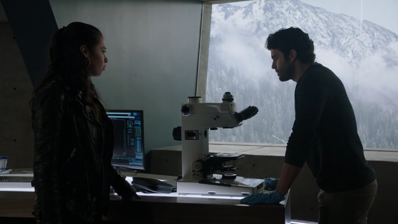 VampireDiariesWorld-dot-nl_RoswellNewMexico4x09-0773.jpg