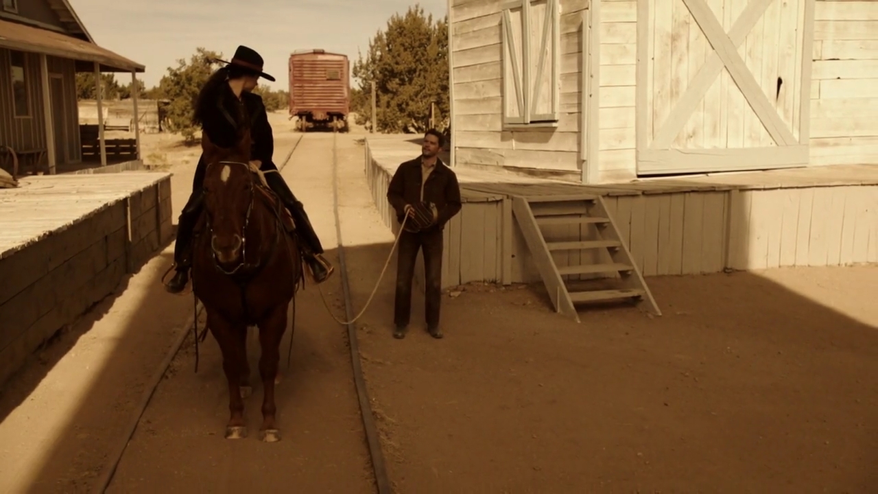 VampireDiariesWorld-dot-nl_RoswellNewMexico4x09-1429.jpg