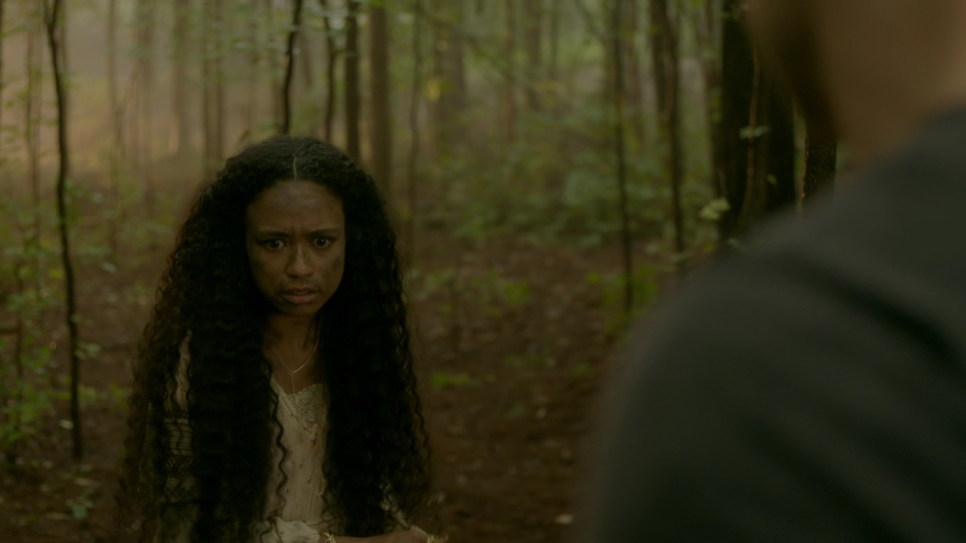 VampireDiariesWorld-dot-nl_Legacies1x02SomePeopleJustWantToWatchTheWorldBurn00709.jpg