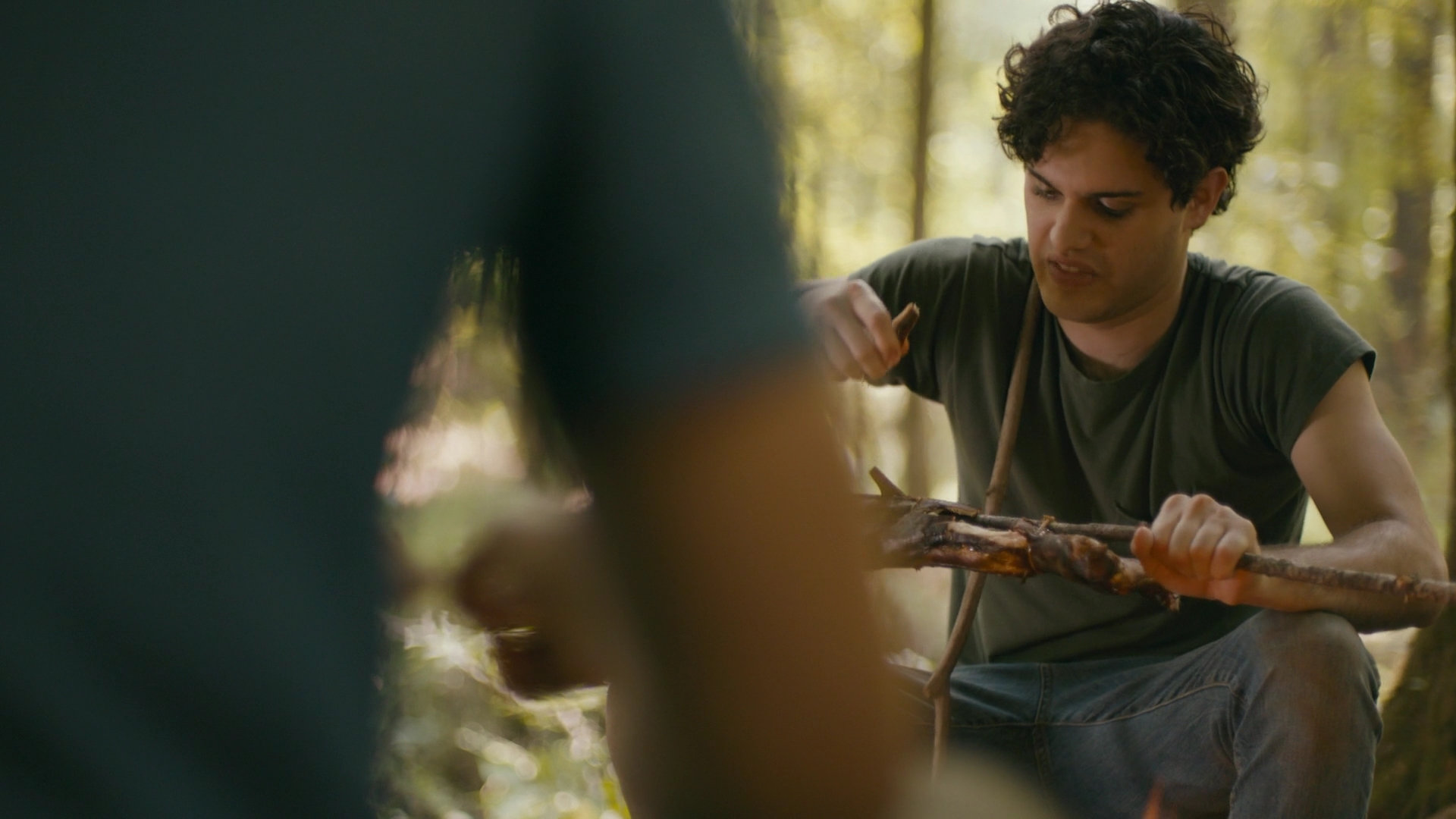 VampireDiariesWorld-dot-nl_Legacies1x03WereBeingPunkedPedro00398.jpg