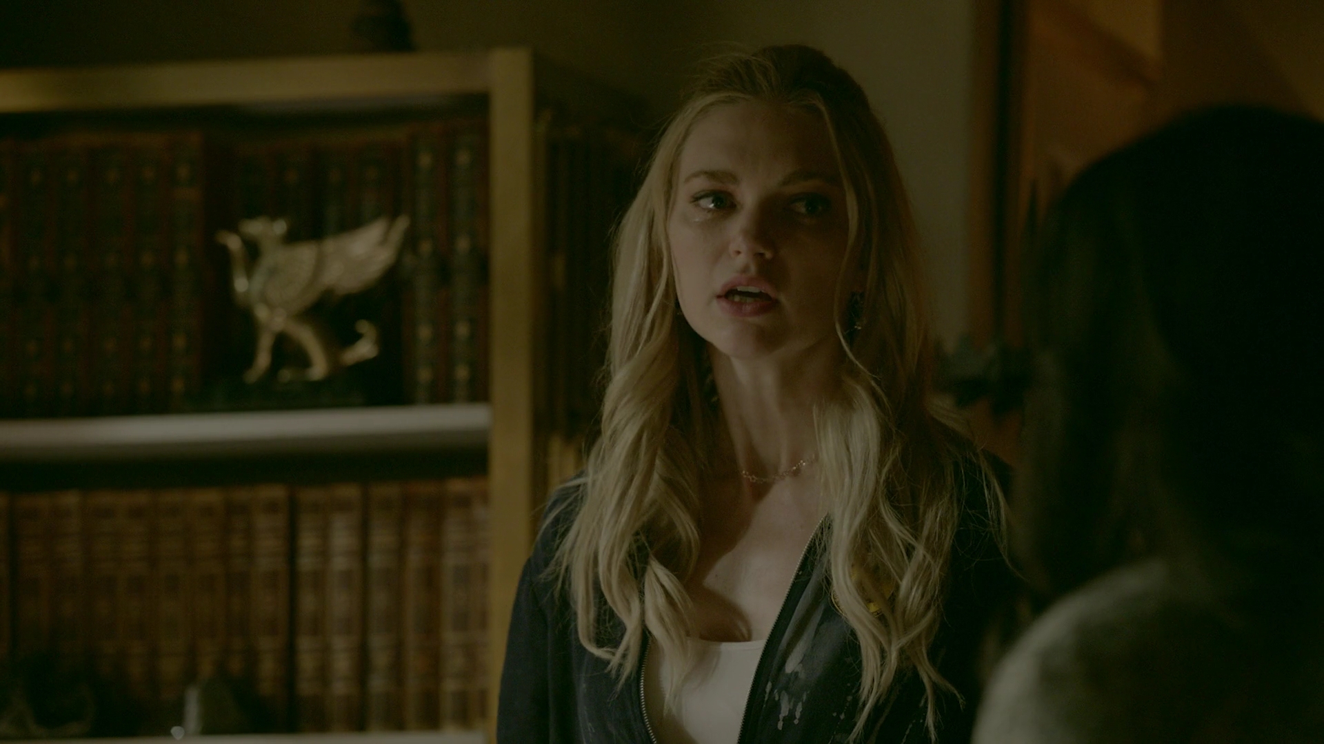 VampireDiariesWorld-dot-nl_Legacies1x03WereBeingPunkedPedro00744.jpg