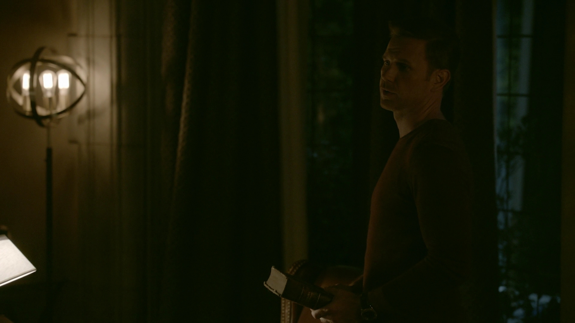 VampireDiariesWorld-dot-nl_Legacies1x03WereBeingPunkedPedro02113.jpg