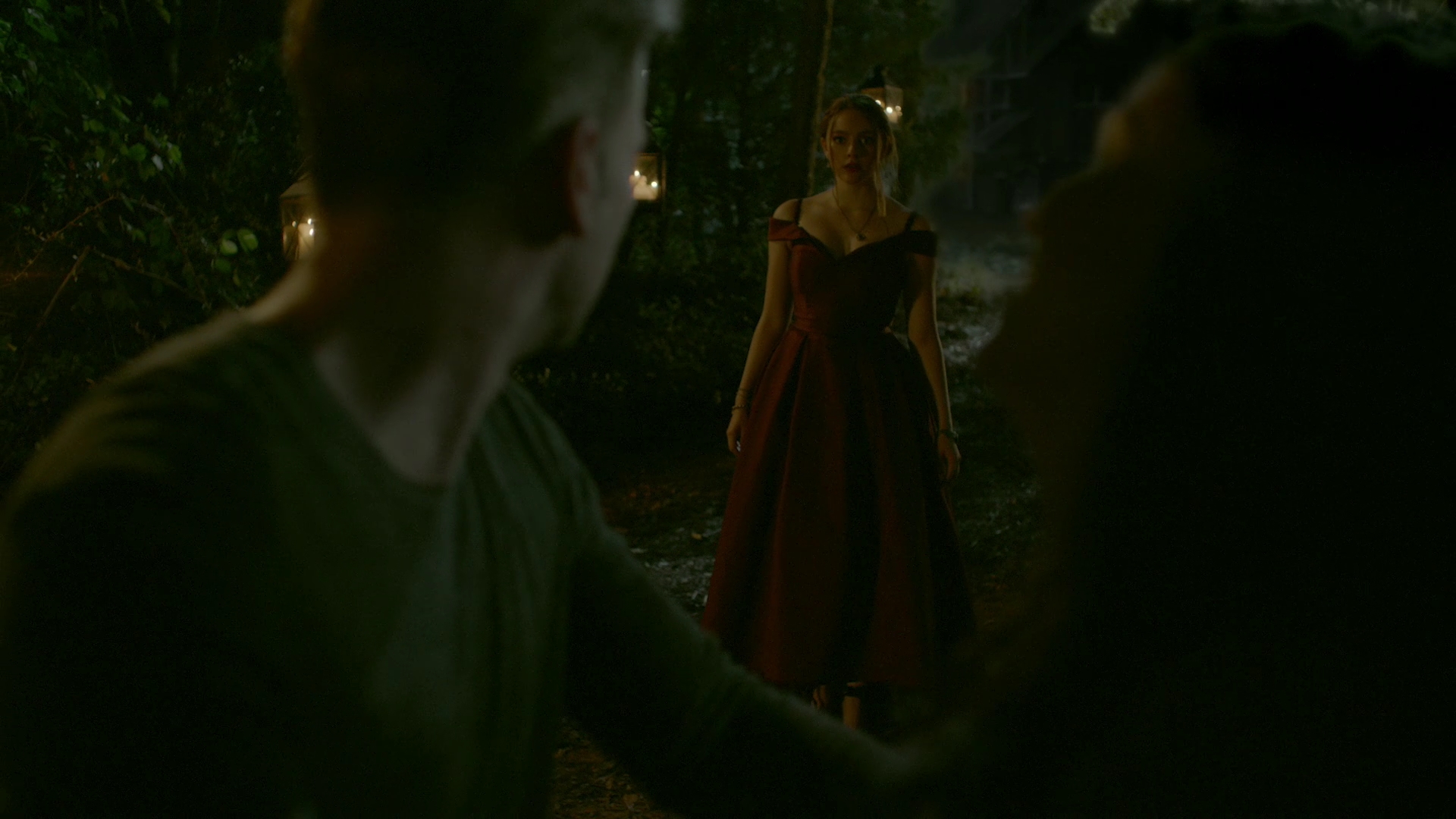 VampireDiariesWorld-dot-nl_Legacies1x06MombieDearest01519.jpg