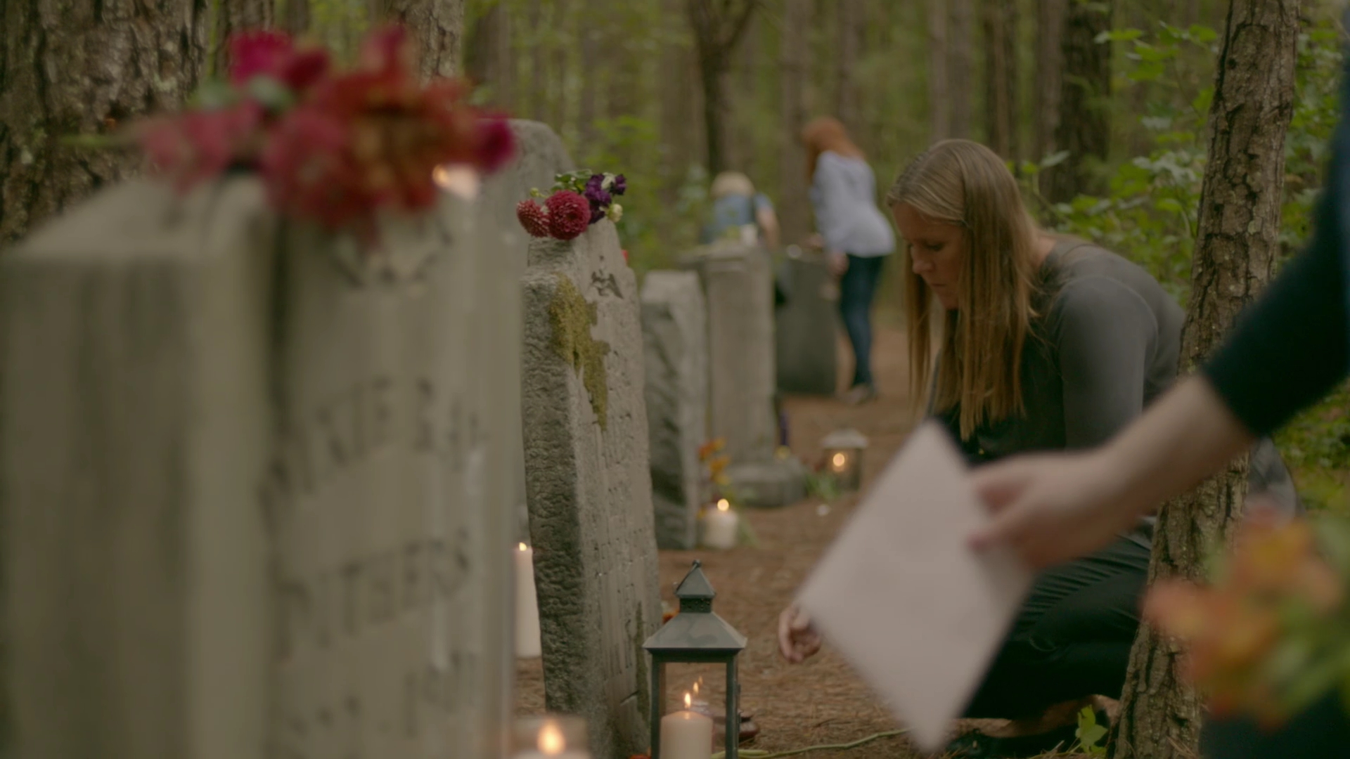 VampireDiariesWorld-dot-nl_Legacies1x07DeathKeepsKnockingOnMyDoor01791.jpg