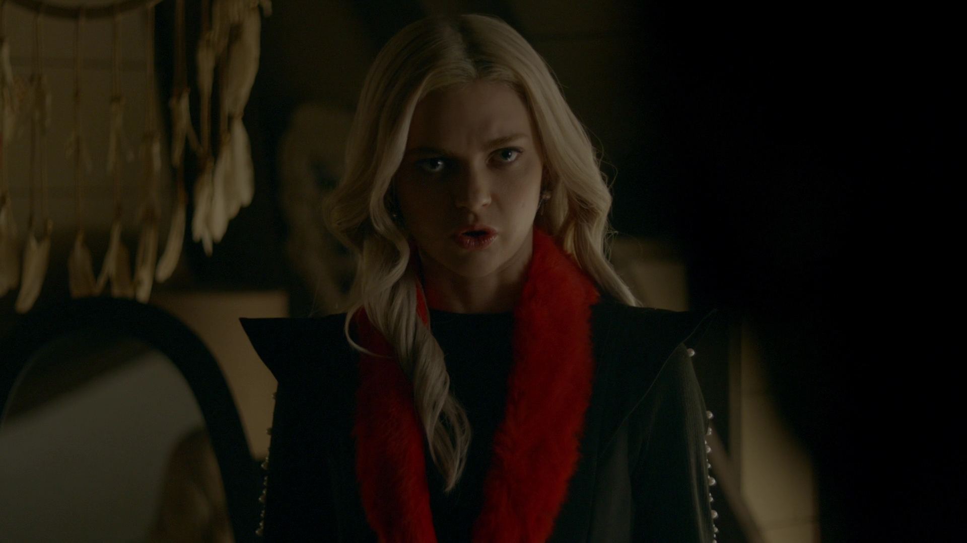 VampireDiariesWorld-dot-nl_Legacies1x10TheresAWorldWhereYourDreamsComeTrue00129.jpg