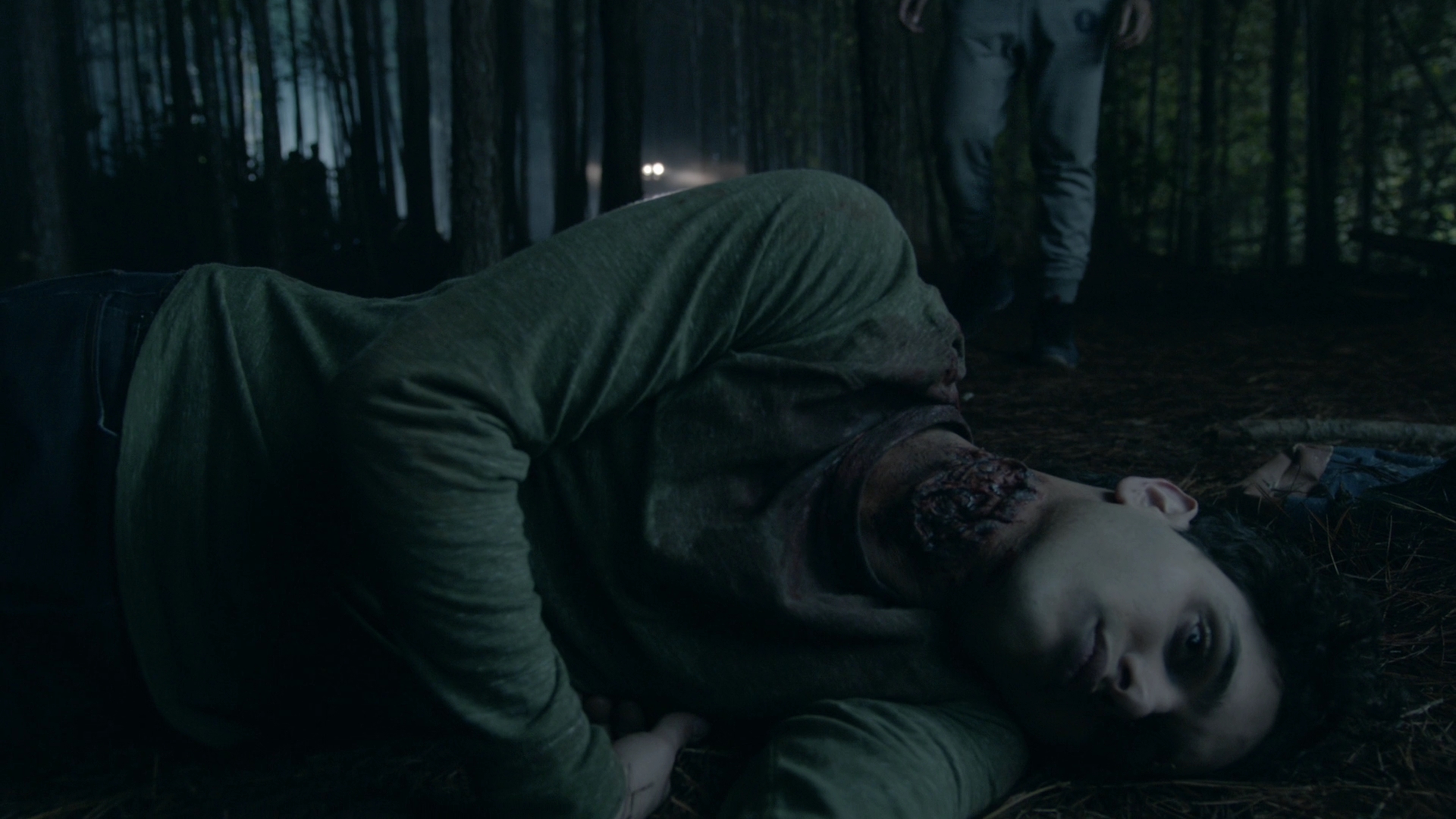 VampireDiariesWorld-dot-nl_Legacies1x13TheBoyWhoStillHasALotToDo02093.jpg