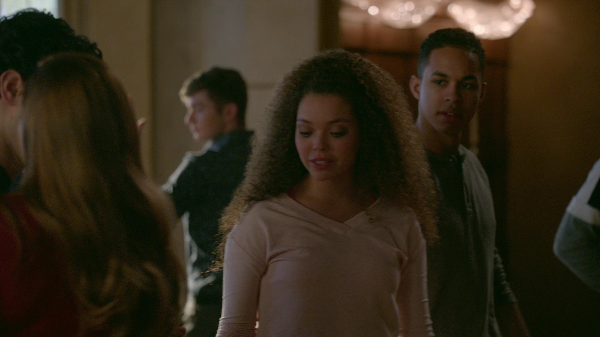 VampireDiariesWorld-dot-nl_Legacies1x14LetsJustFinishTheDance03221.jpg