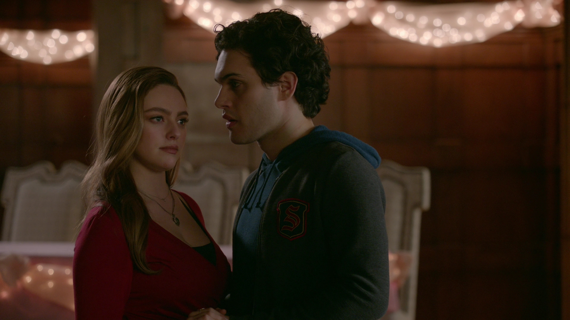 VampireDiariesWorld-dot-nl_Legacies1x14LetsJustFinishTheDance03228.jpg