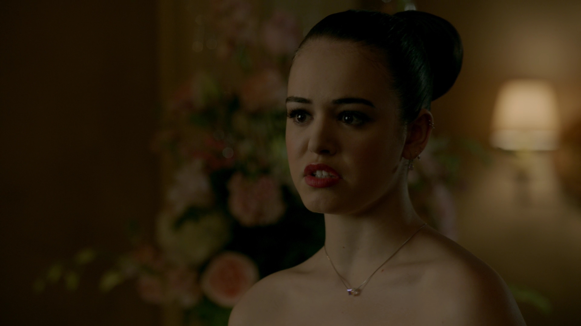 VampireDiariesWorld-dot-nl_Legacies1x14LetsJustFinishTheDance04323.jpg