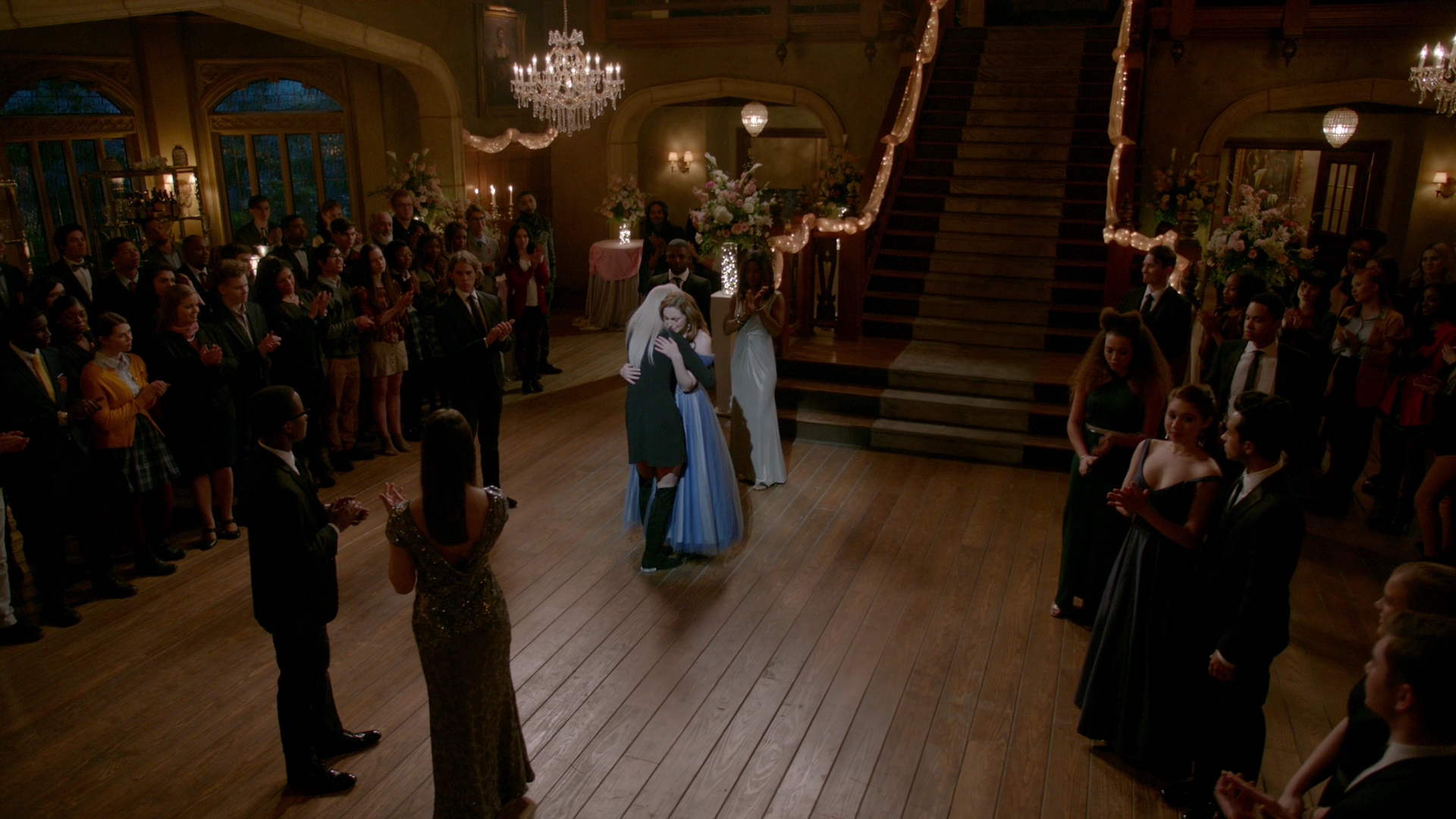 VampireDiariesWorld-dot-nl_Legacies1x14LetsJustFinishTheDance04448.jpg