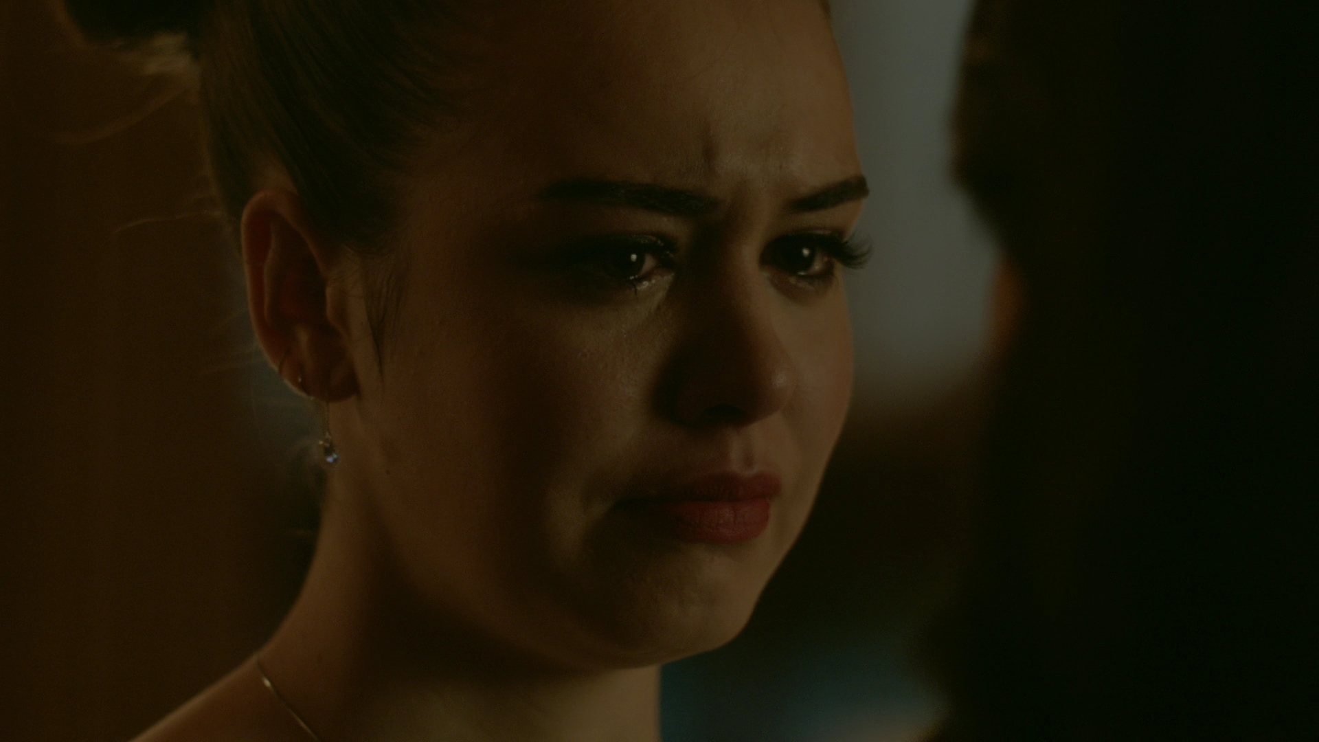 VampireDiariesWorld-dot-nl_Legacies1x14LetsJustFinishTheDance04819.jpg