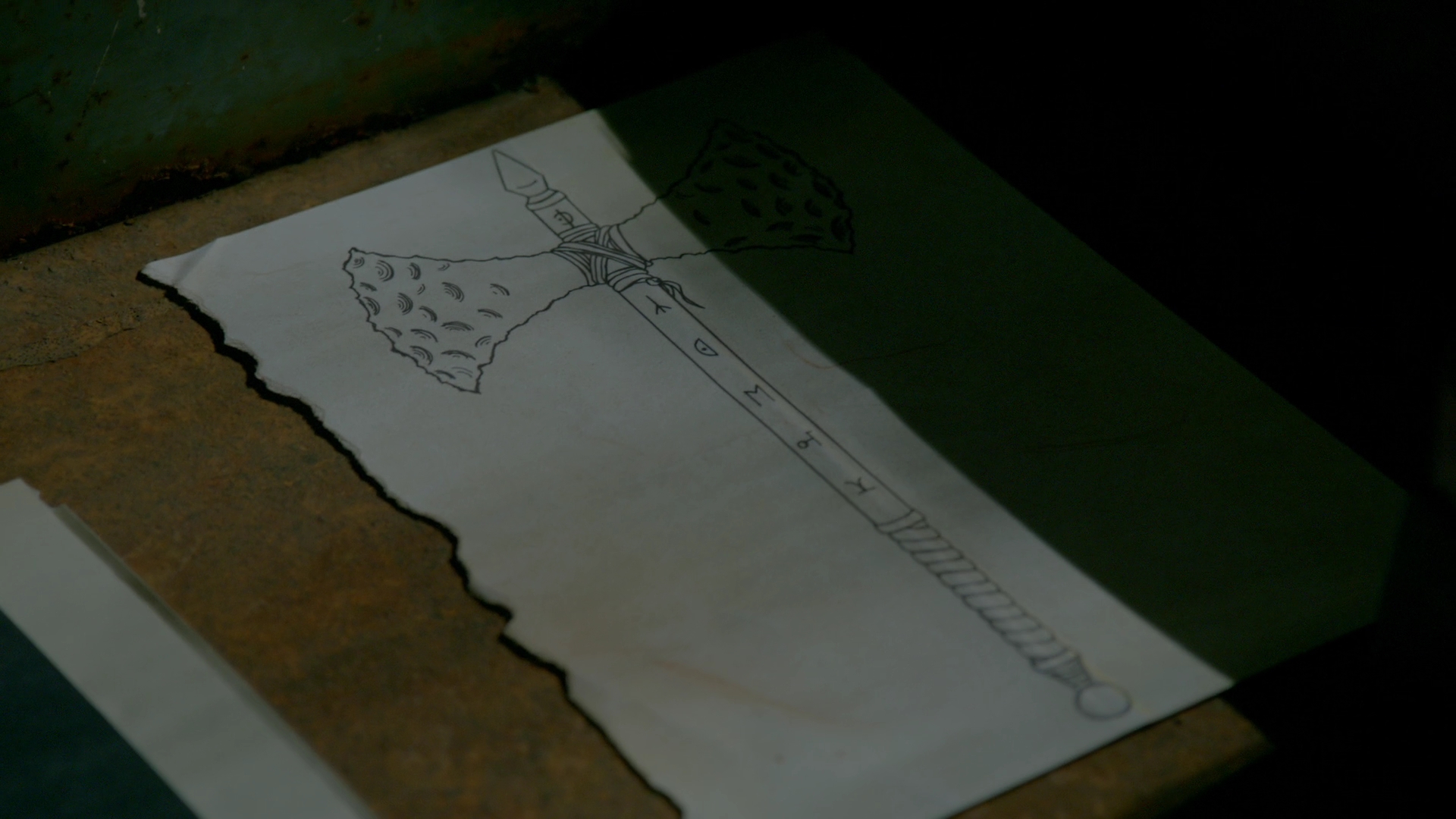 VampireDiariesWorld-dot-nl_Legacies1x15IllTellYouAStory00098.jpg