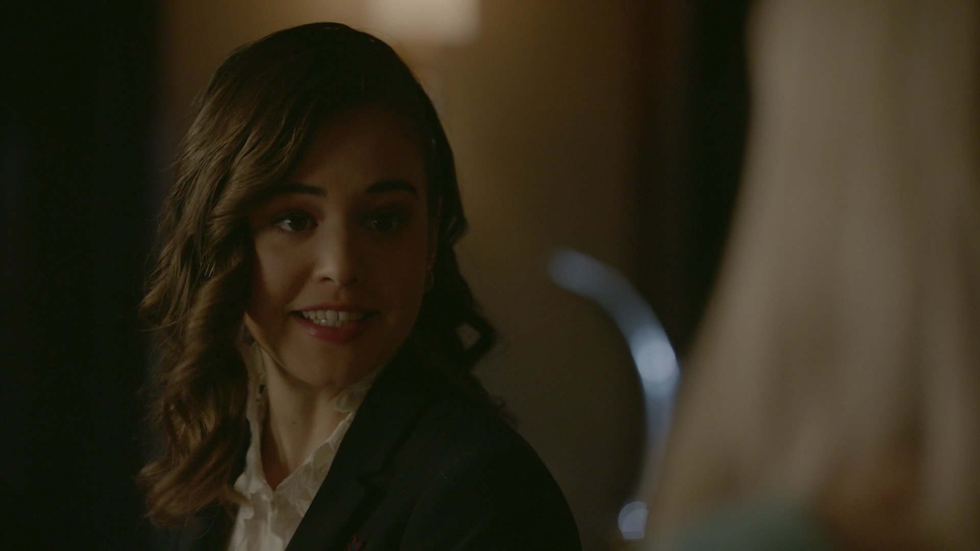 VampireDiariesWorld-dot-nl_Legacies1x15IllTellYouAStory00429.jpg