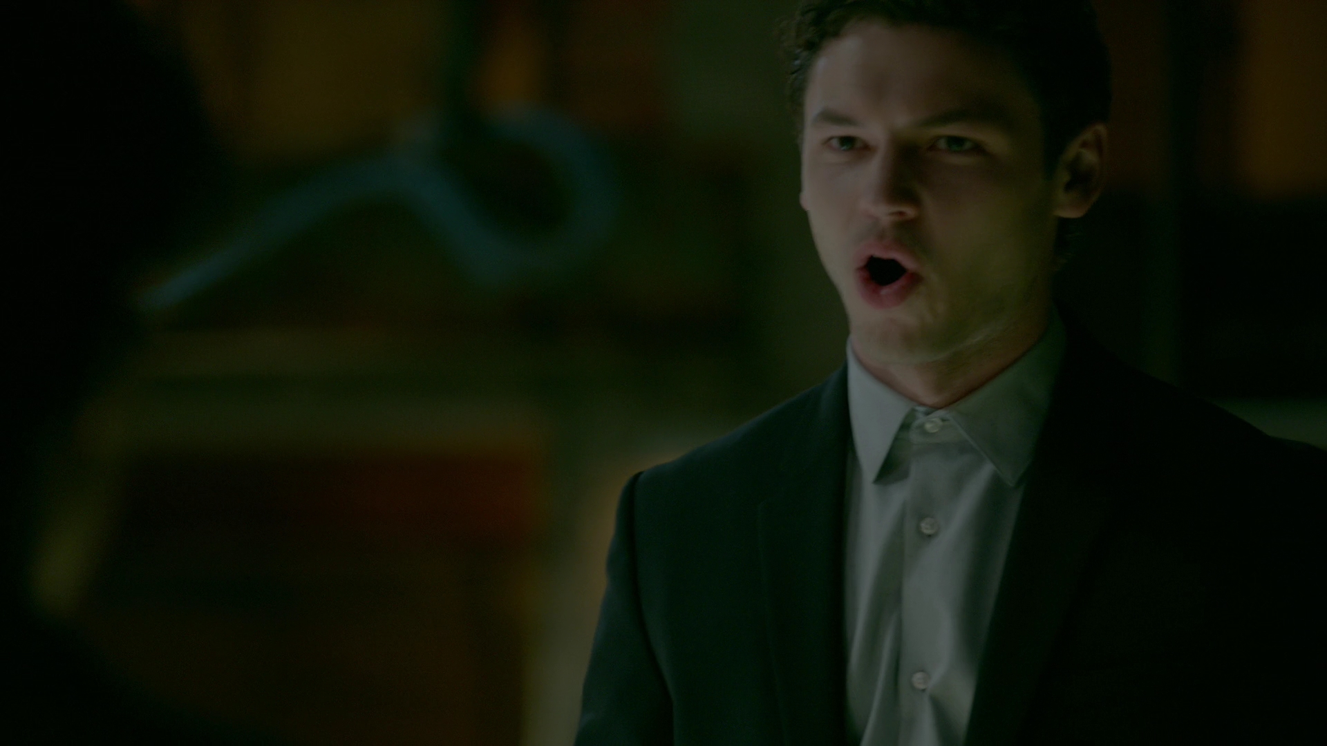 VampireDiariesWorld-dot-nl_Legacies1x15IllTellYouAStory00848.jpg