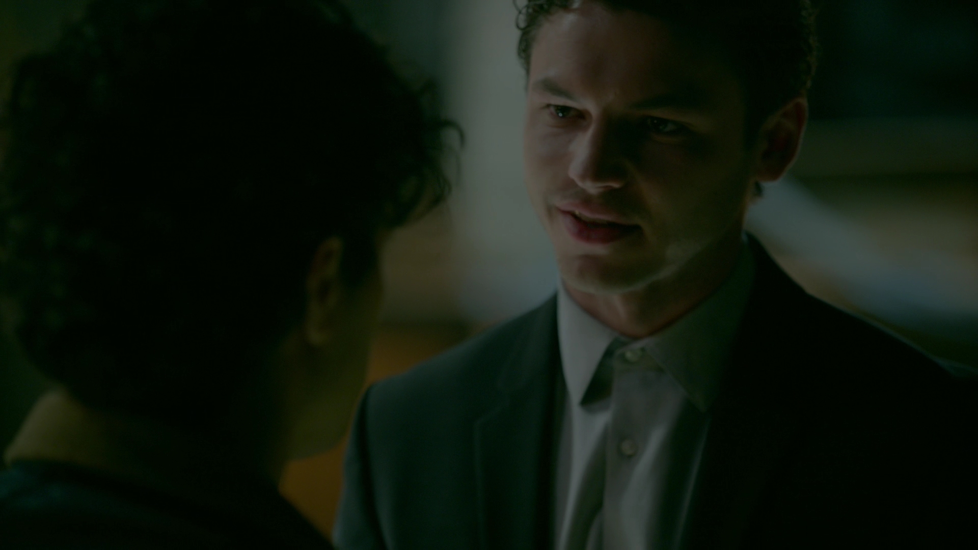 VampireDiariesWorld-dot-nl_Legacies1x15IllTellYouAStory00853.jpg