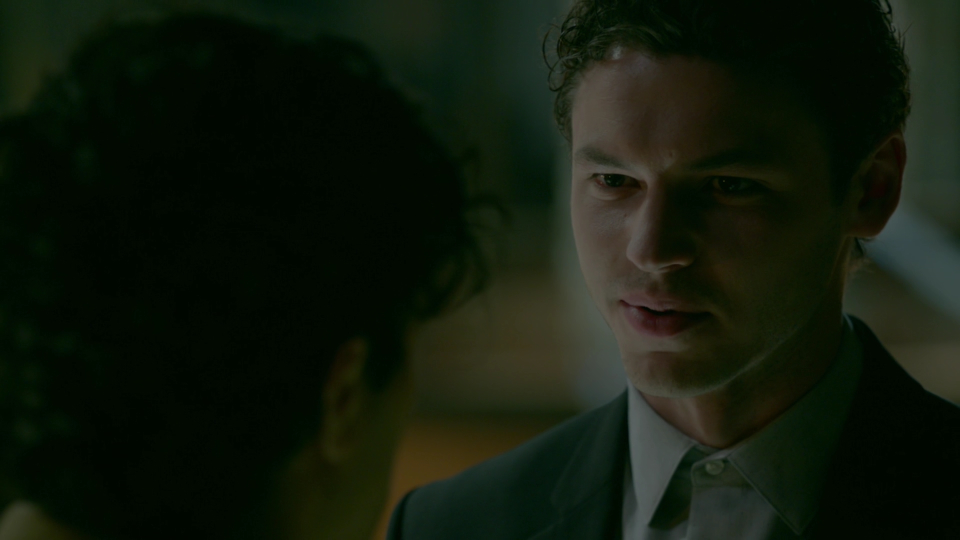 VampireDiariesWorld-dot-nl_Legacies1x15IllTellYouAStory00871.jpg