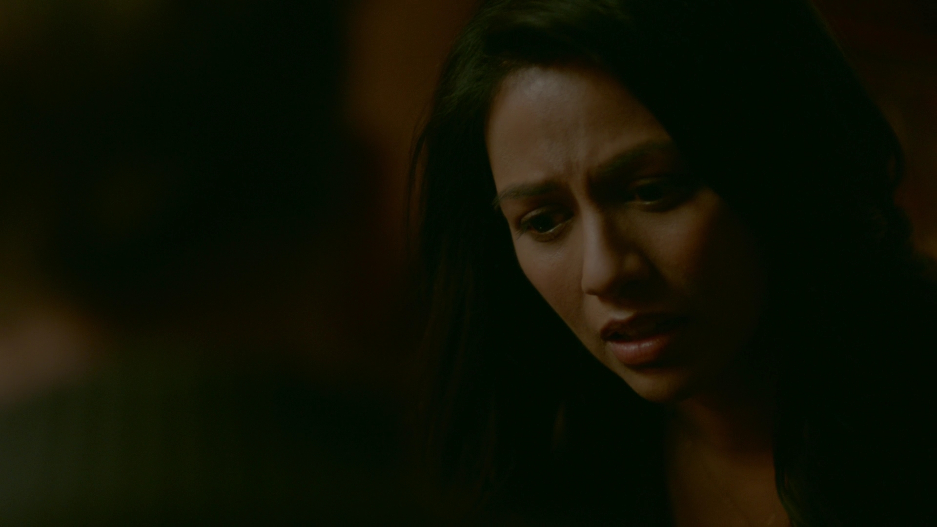 VampireDiariesWorld-dot-nl_Legacies1x15IllTellYouAStory01372.jpg