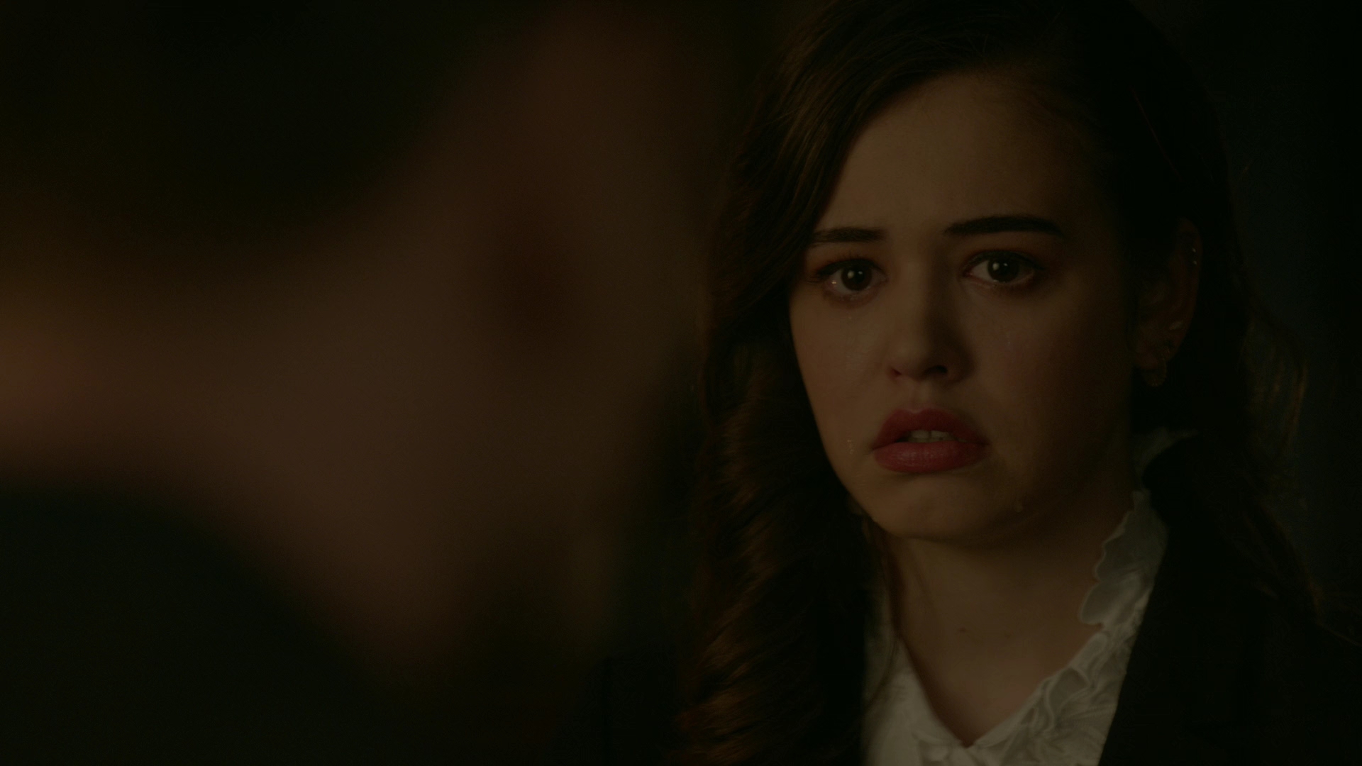 VampireDiariesWorld-dot-nl_Legacies1x15IllTellYouAStory01859.jpg