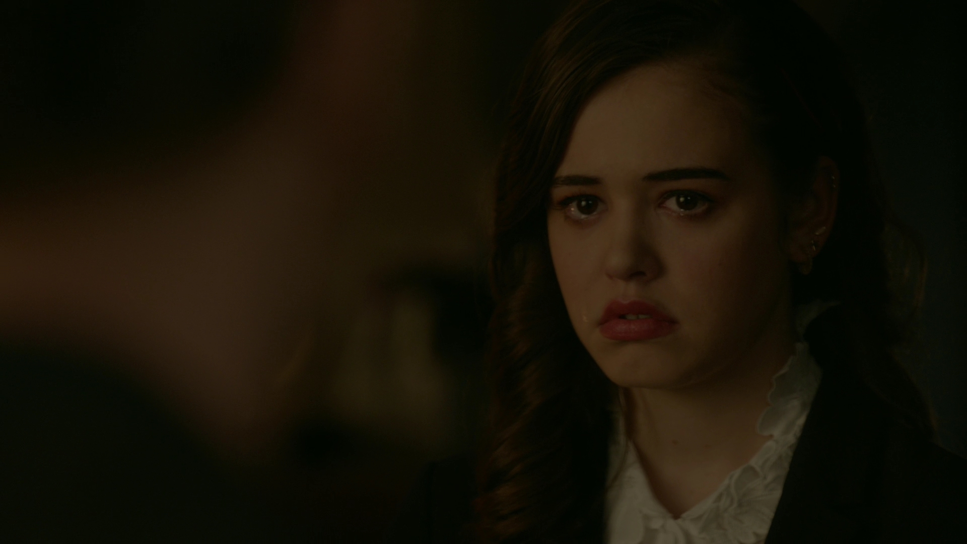 VampireDiariesWorld-dot-nl_Legacies1x15IllTellYouAStory01878.jpg