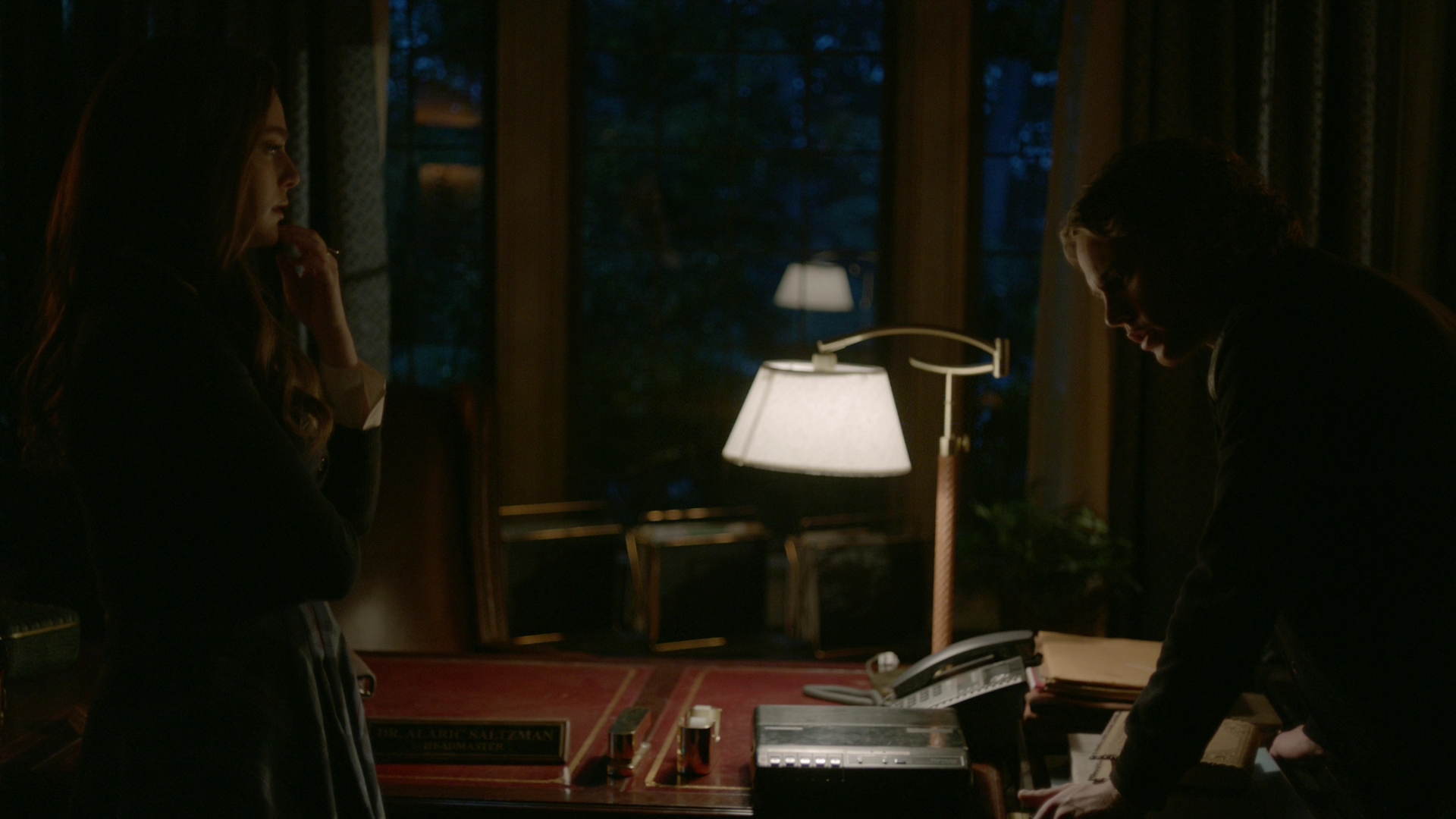 VampireDiariesWorld-dot-nl_Legacies1x15IllTellYouAStory01991.jpg