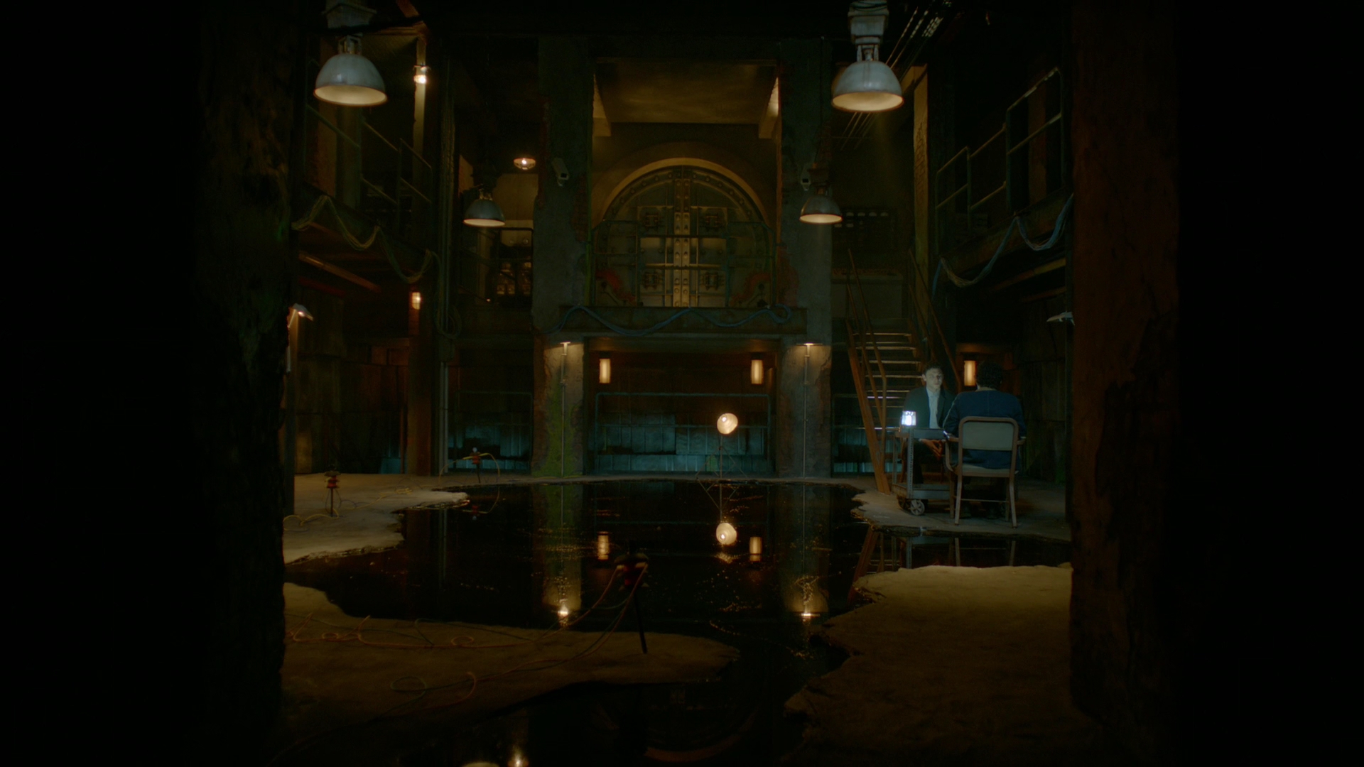 VampireDiariesWorld-dot-nl_Legacies1x15IllTellYouAStory02090.jpg