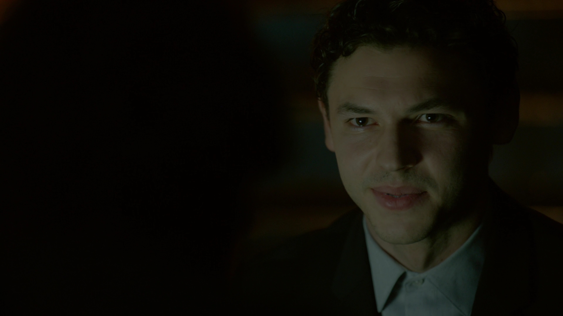 VampireDiariesWorld-dot-nl_Legacies1x15IllTellYouAStory02125.jpg