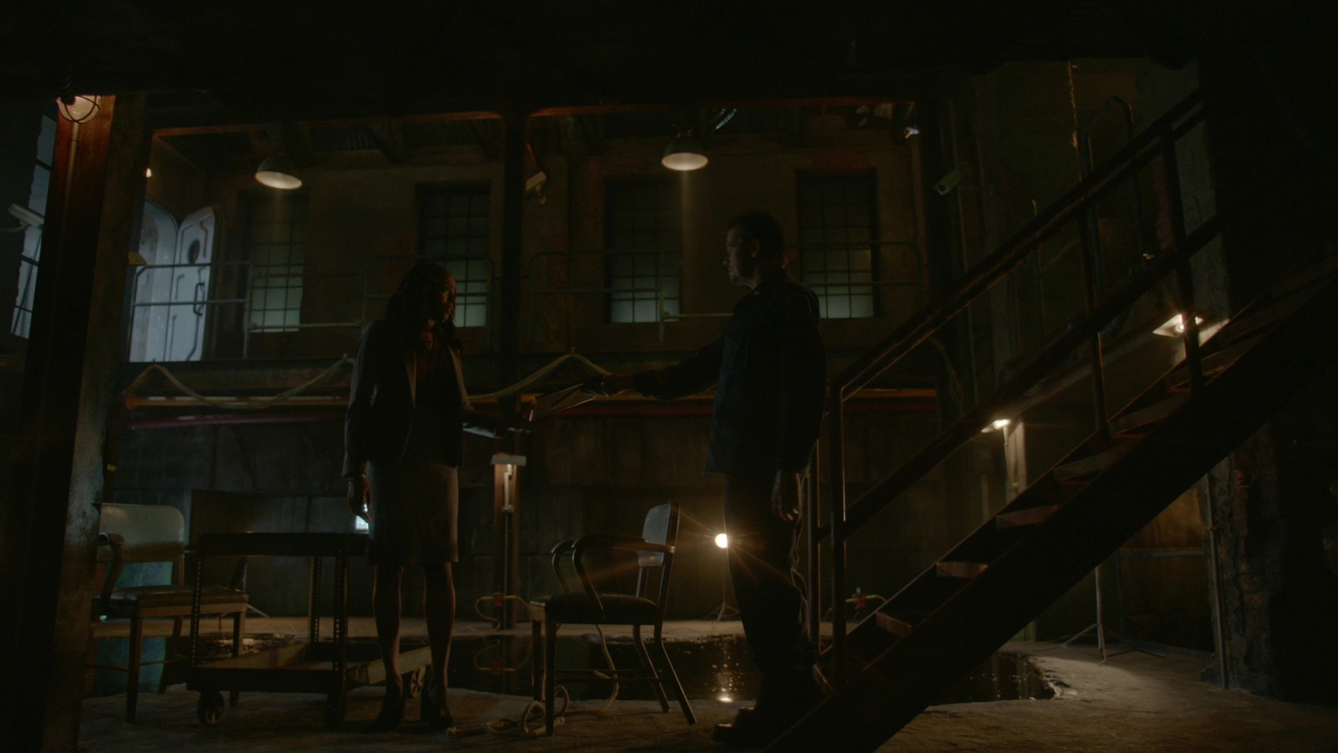 VampireDiariesWorld-dot-nl_Legacies1x15IllTellYouAStory02181.jpg