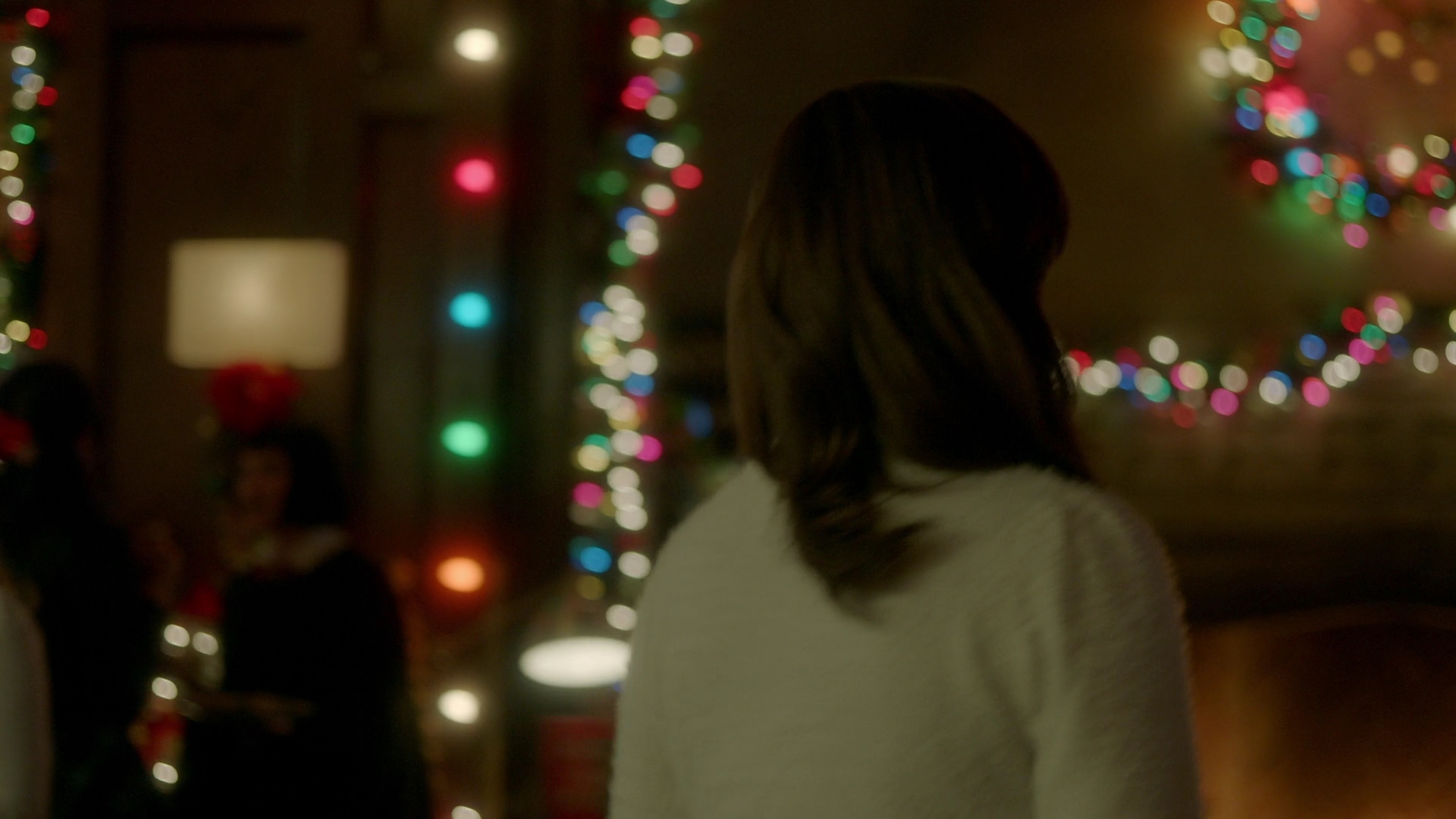 VampireDiariesWorld-dot-nl_Legacies2x08ThisChristmasIsSuprisinglyViolent0651.jpg