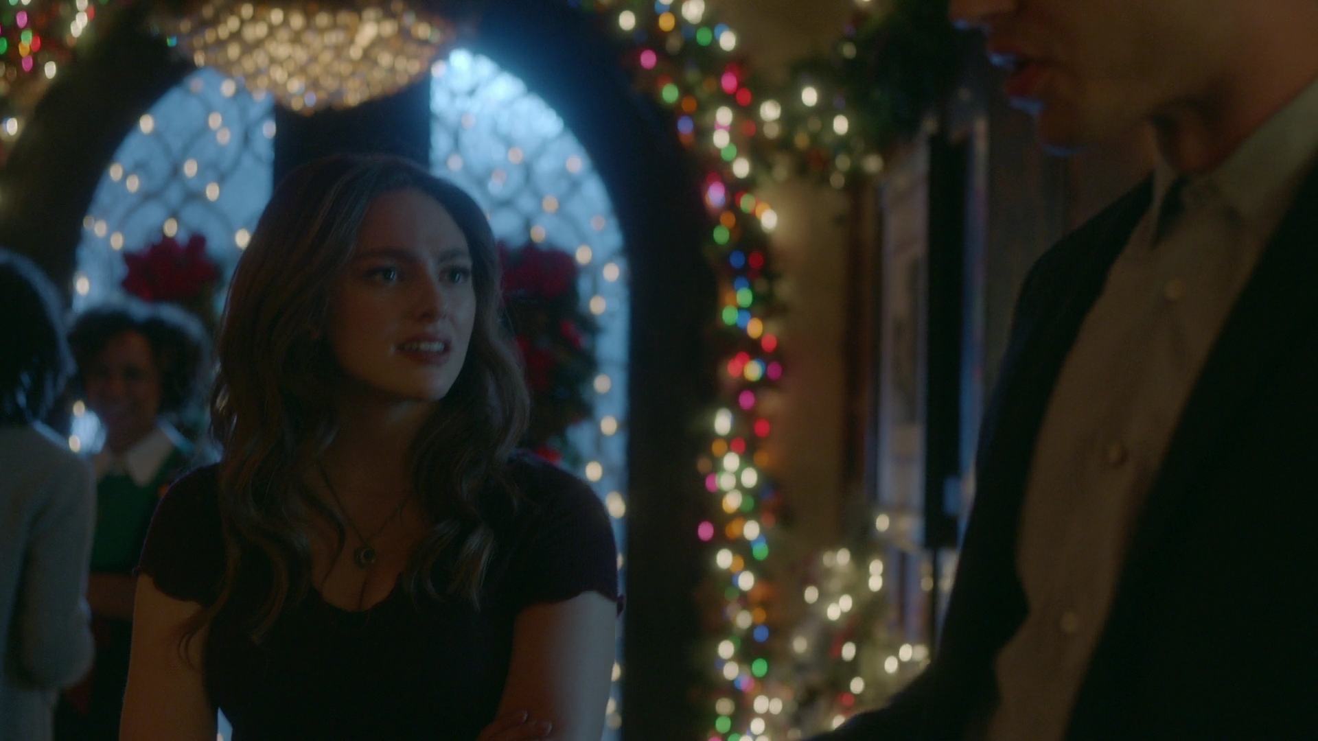 VampireDiariesWorld-dot-nl_Legacies2x08ThisChristmasIsSuprisinglyViolent0679.jpg