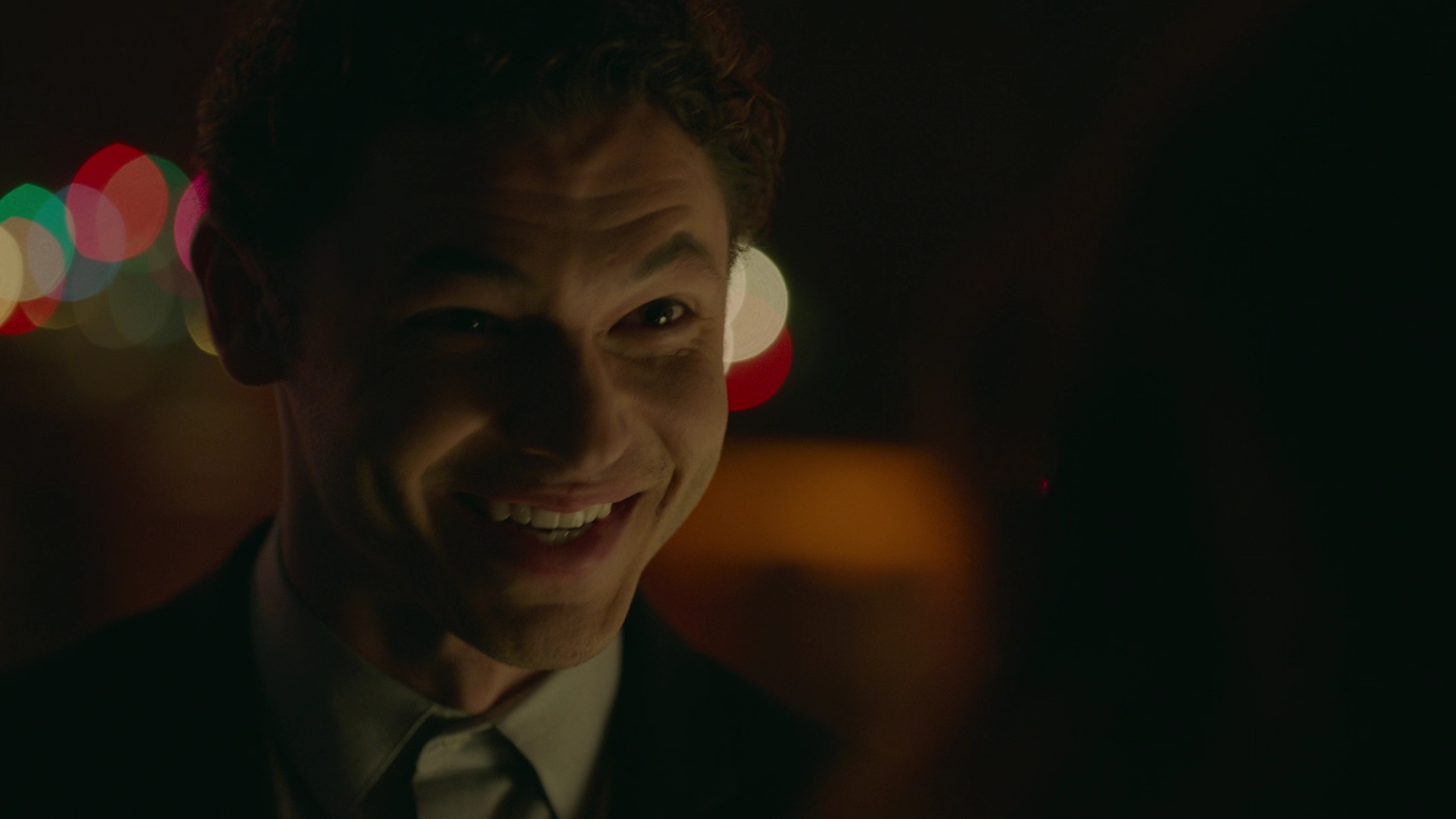 VampireDiariesWorld-dot-nl_Legacies2x08ThisChristmasIsSuprisinglyViolent0771.jpg