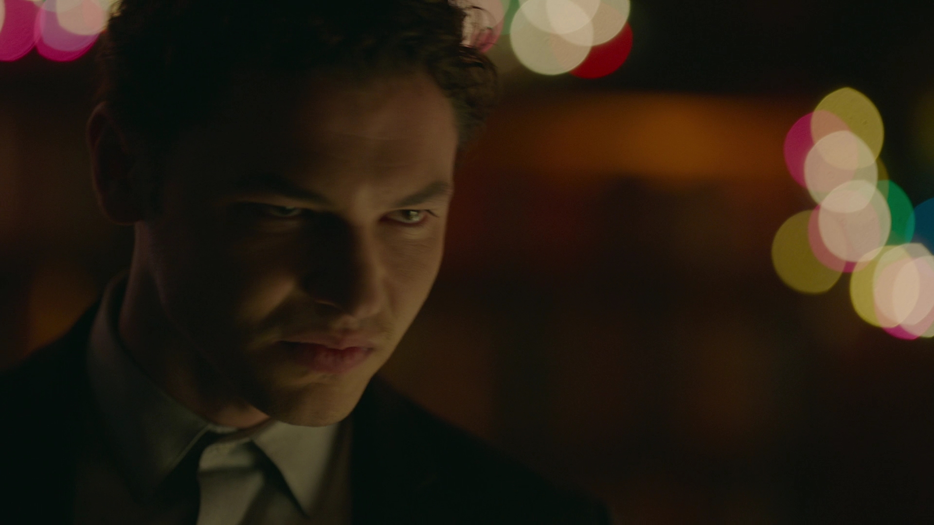 VampireDiariesWorld-dot-nl_Legacies2x08ThisChristmasIsSuprisinglyViolent0777.jpg