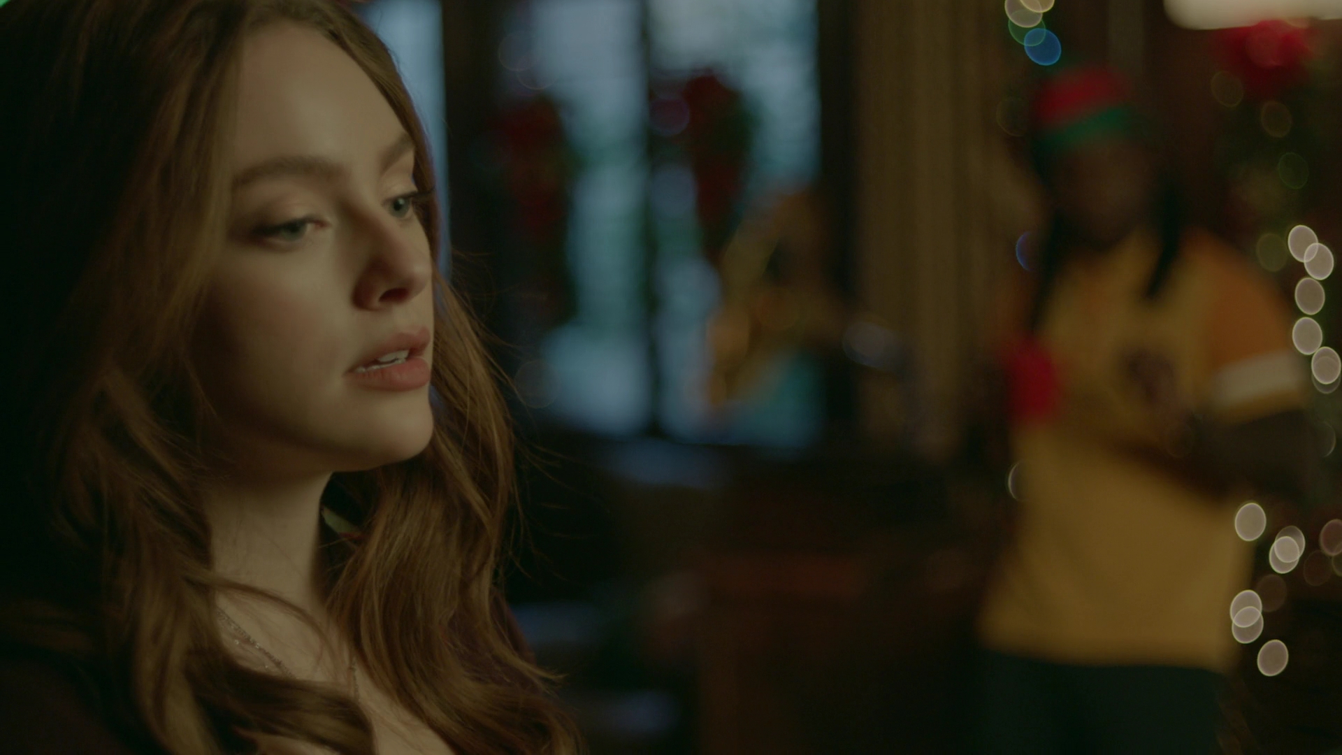 VampireDiariesWorld-dot-nl_Legacies2x08ThisChristmasIsSuprisinglyViolent0918.jpg