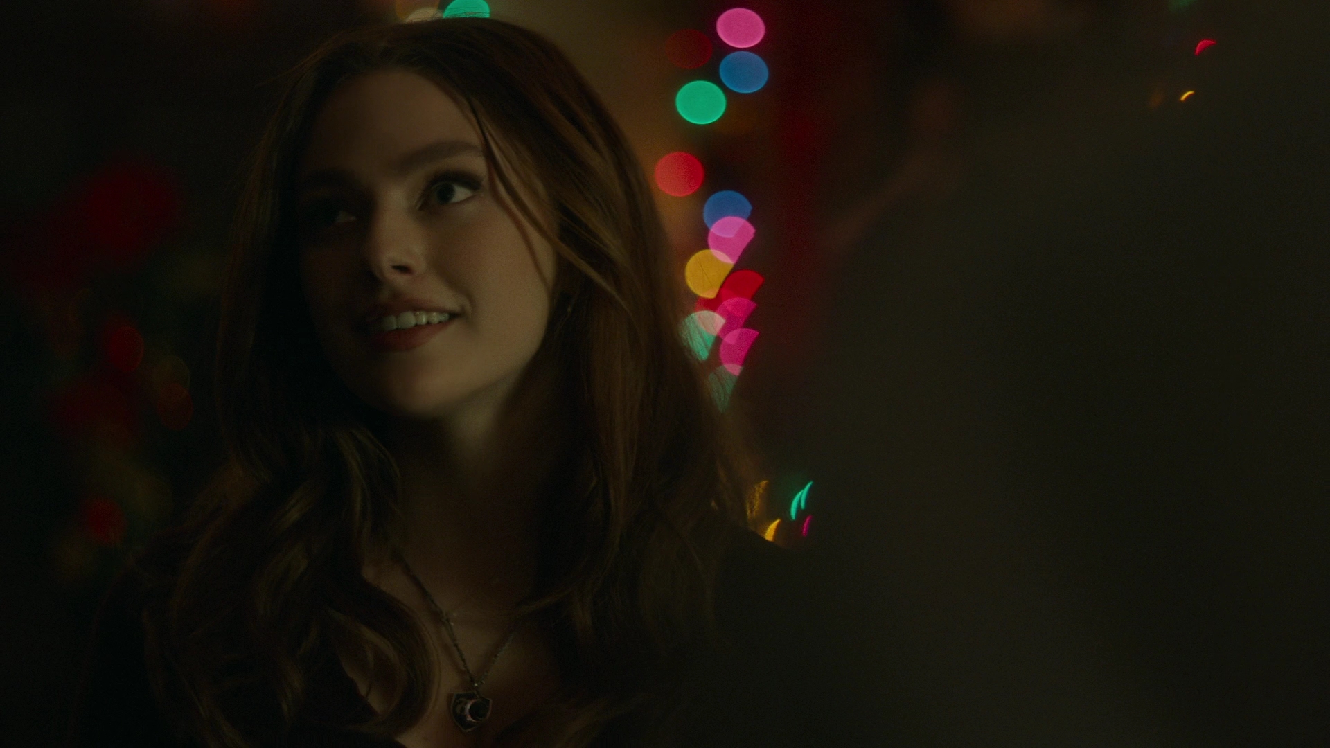 VampireDiariesWorld-dot-nl_Legacies2x08ThisChristmasIsSuprisinglyViolent1246.jpg