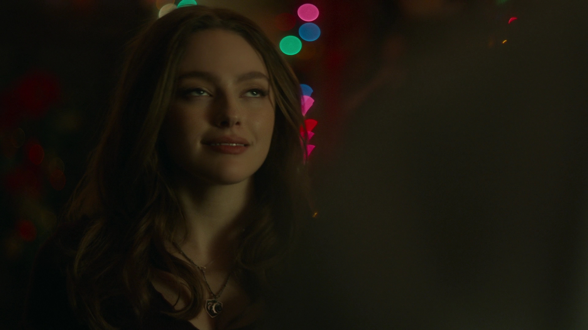 VampireDiariesWorld-dot-nl_Legacies2x08ThisChristmasIsSuprisinglyViolent1249.jpg