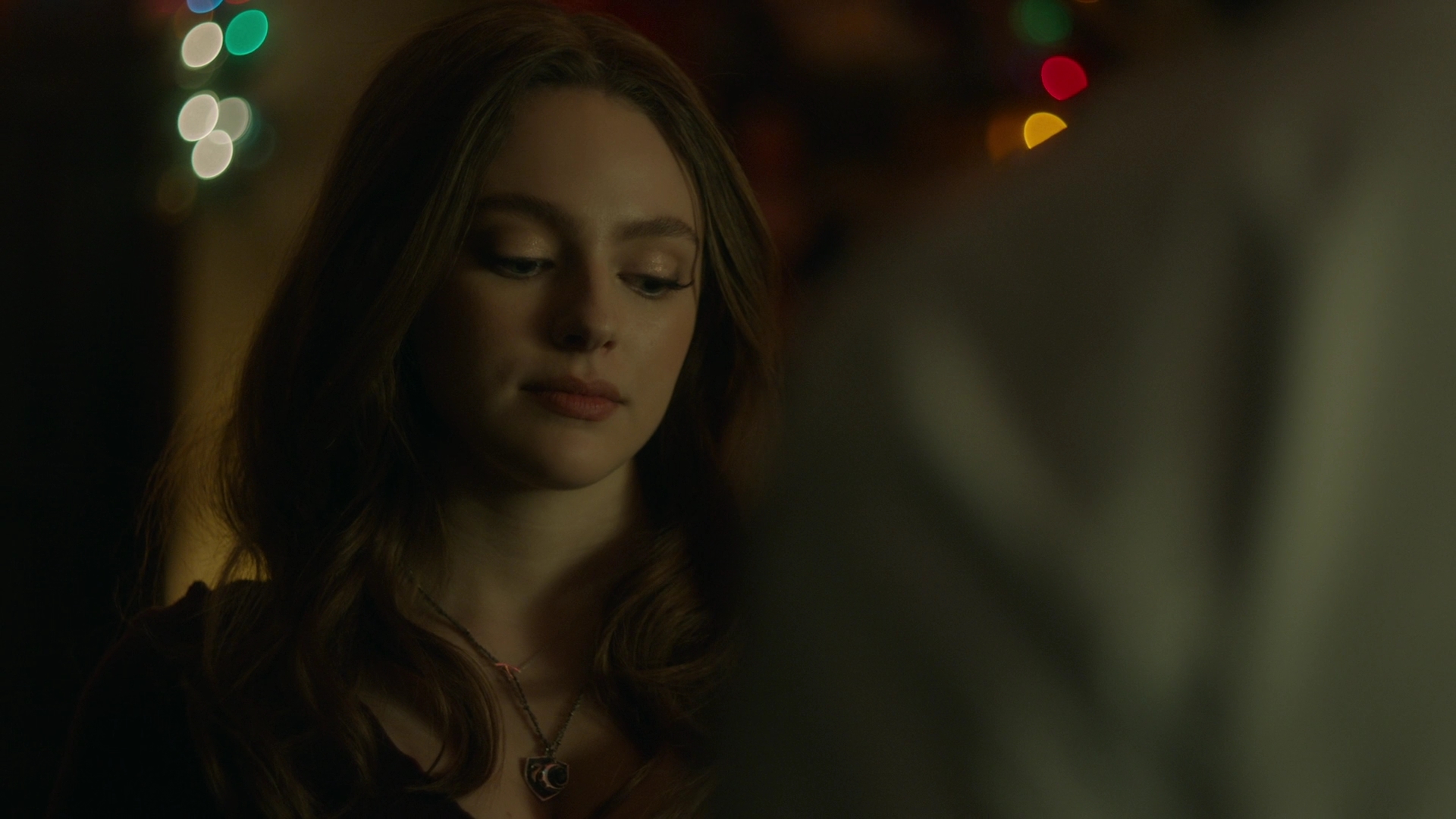 VampireDiariesWorld-dot-nl_Legacies2x08ThisChristmasIsSuprisinglyViolent1259.jpg