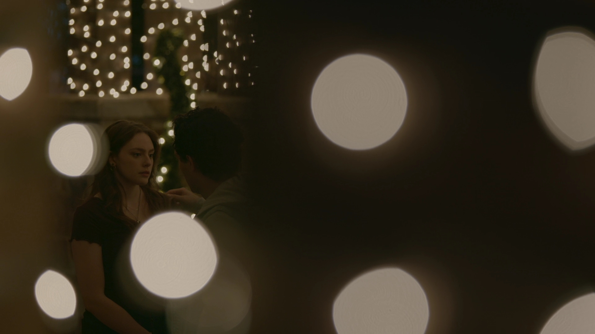 VampireDiariesWorld-dot-nl_Legacies2x08ThisChristmasIsSuprisinglyViolent2333.jpg