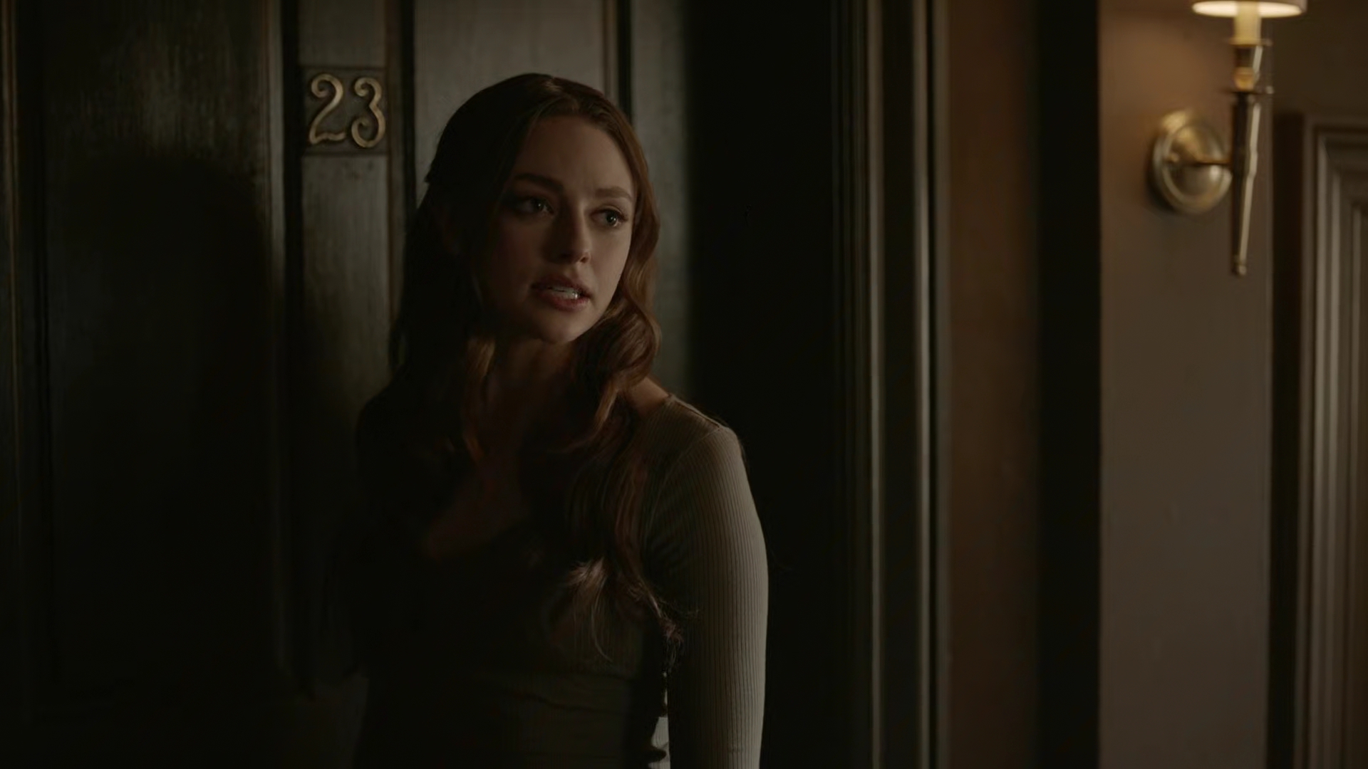 VampireDiariesWorld-dot-nl_Legacies3x12IWasMadeToLoveYou0559.jpg