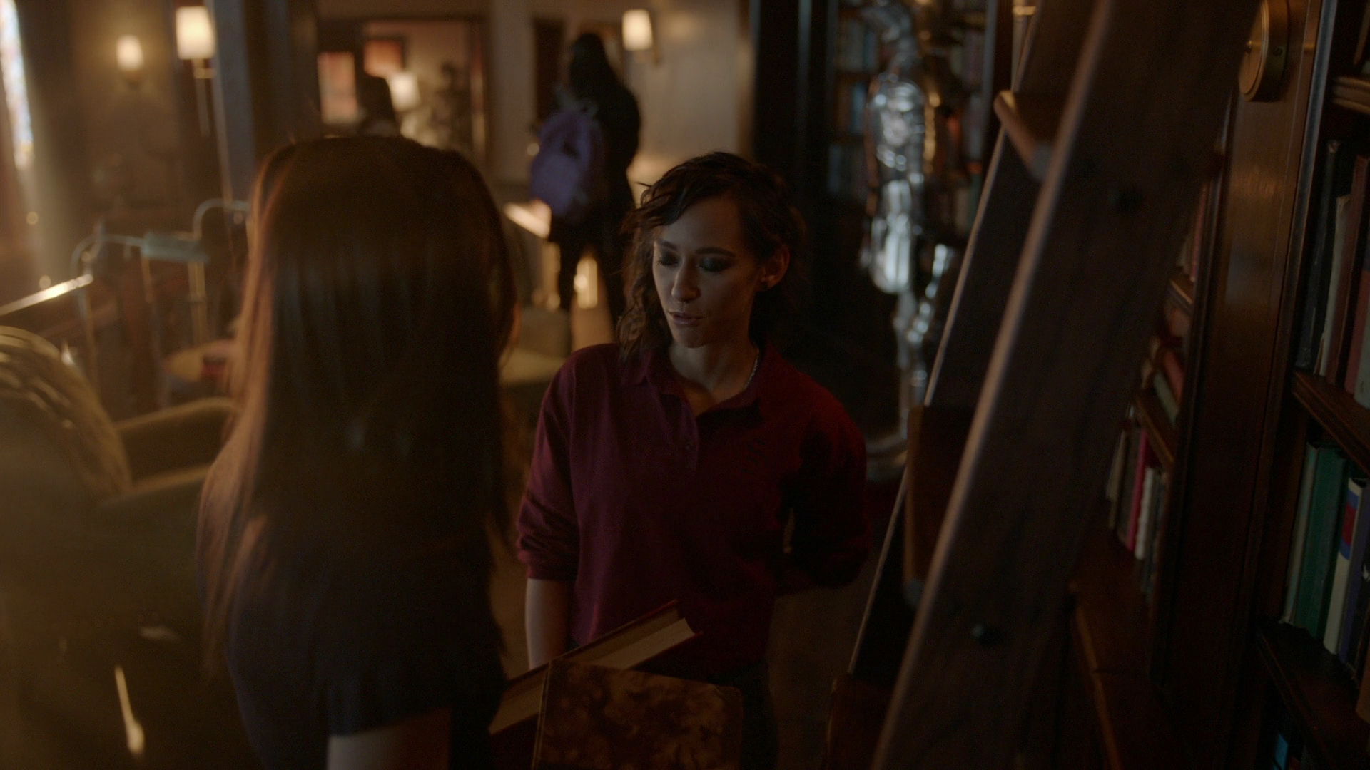 VampireDiariesWorld-dot-nl_Legacies4x01YouHaveToPickOneThisTime2872.jpg