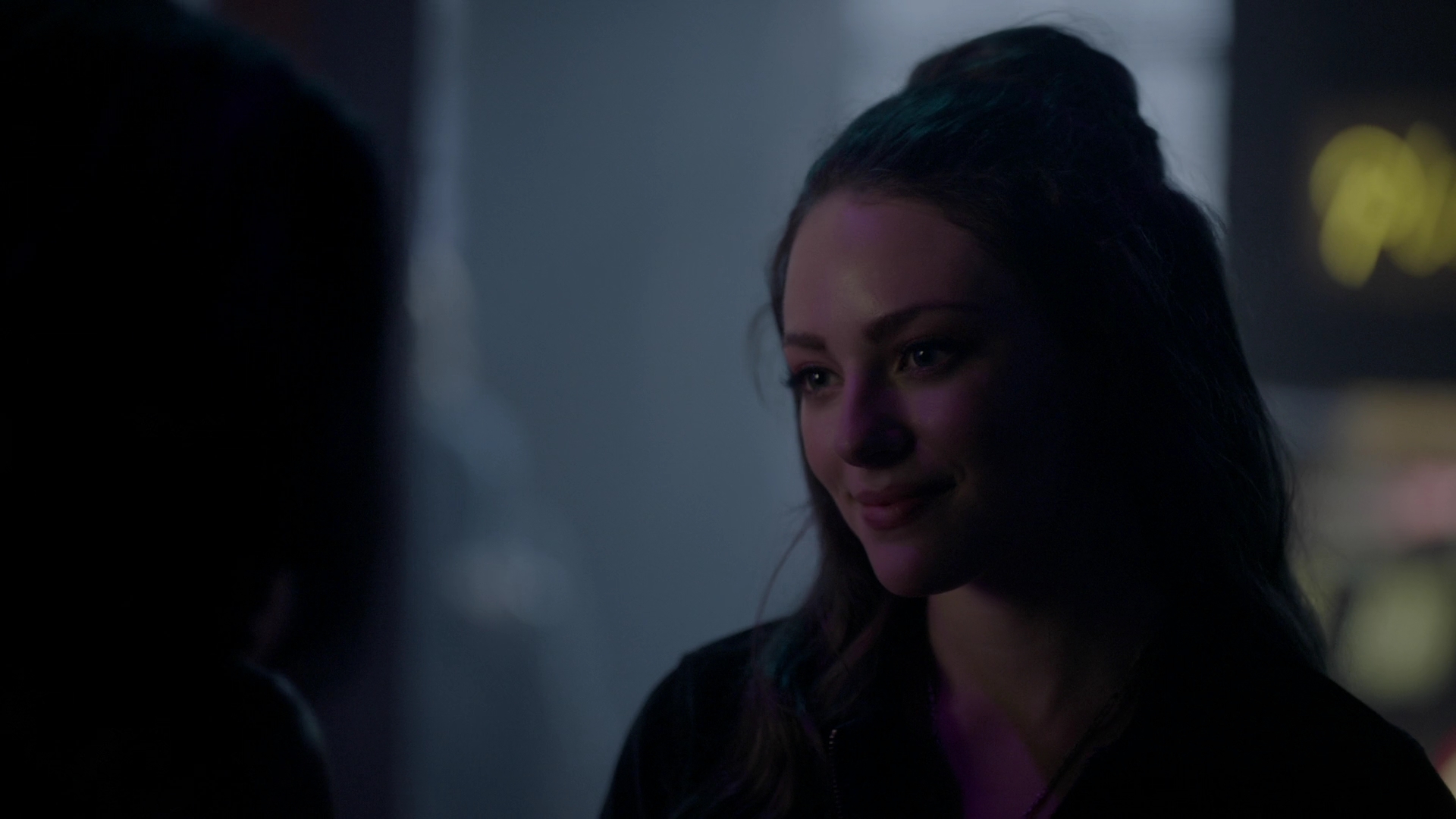 VampireDiariesWorld-dot-nl_Legacies4x05IThoughtYoudBeHappierToSeeMe0396.jpg