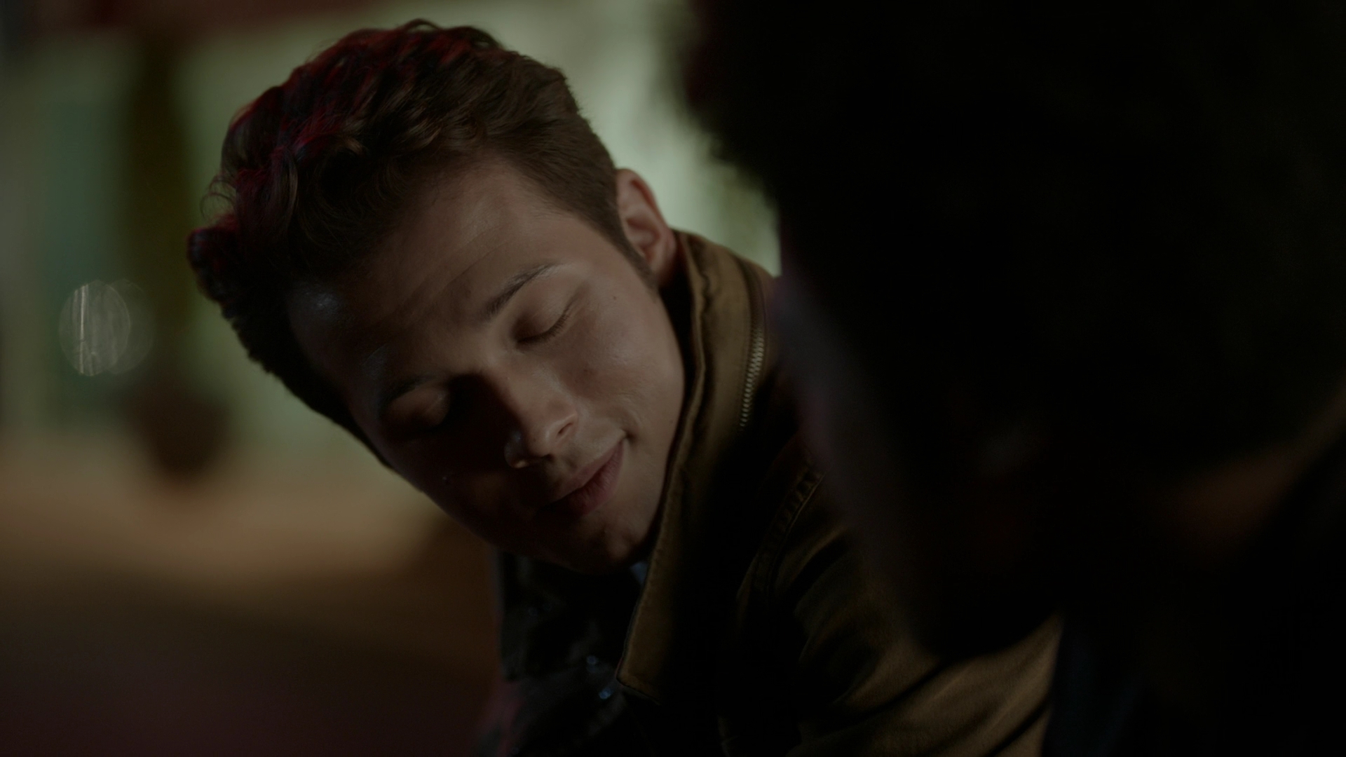 VampireDiariesWorld-dot-nl_Legacies4x05IThoughtYoudBeHappierToSeeMe2099.jpg