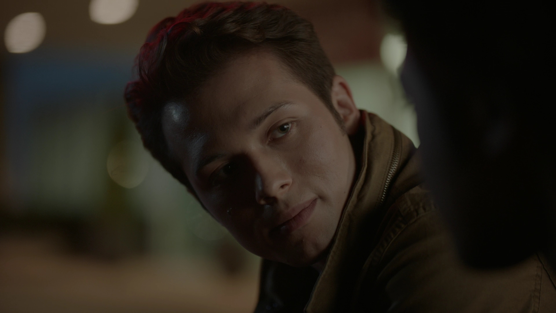 VampireDiariesWorld-dot-nl_Legacies4x05IThoughtYoudBeHappierToSeeMe2112.jpg