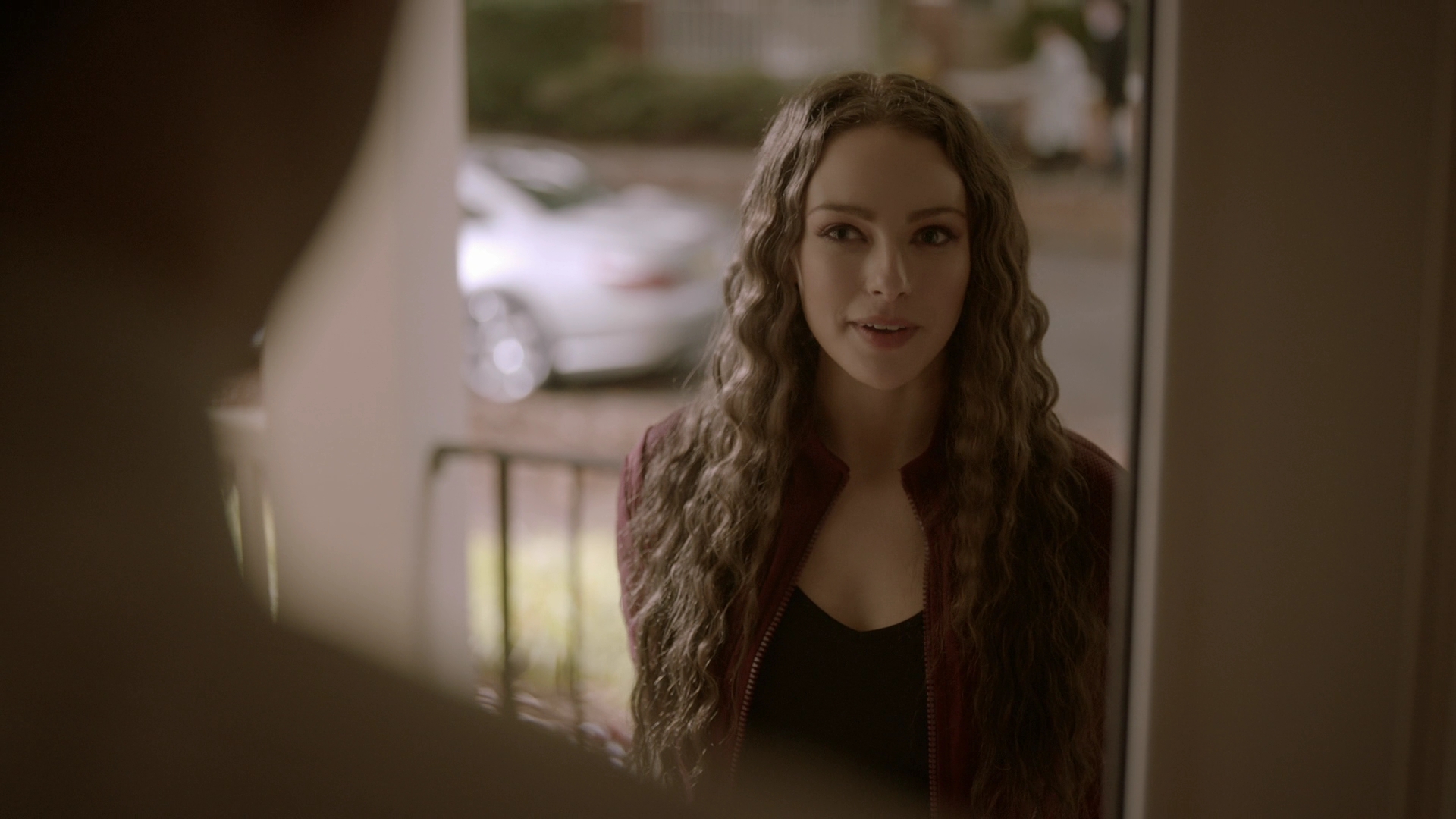 VampireDiariesWorld-dot-nl_Legacies4x06YoureALongWayFromHome0603.jpg