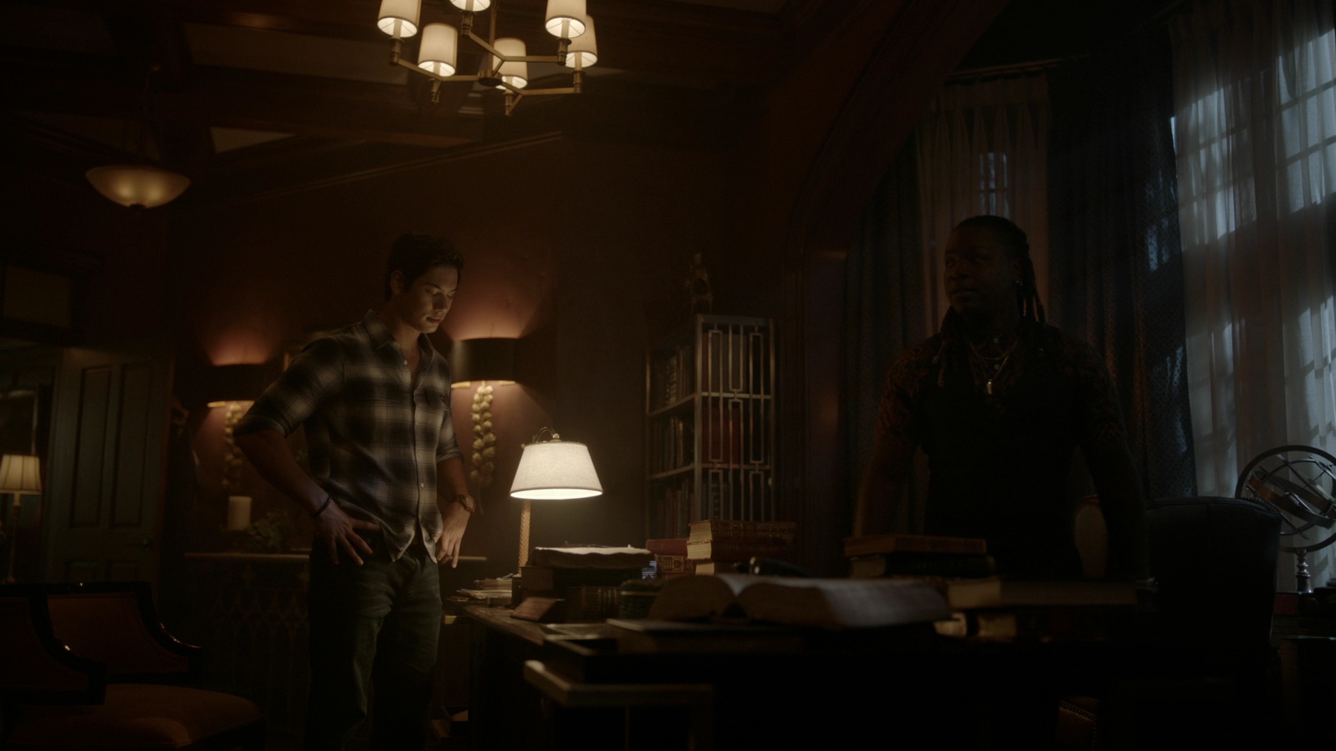 VampireDiariesWorld-dot-nl_Legacies4x06YoureALongWayFromHome2154.jpg