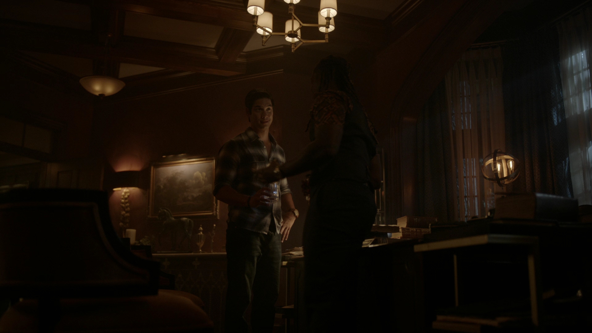 VampireDiariesWorld-dot-nl_Legacies4x06YoureALongWayFromHome2171.jpg